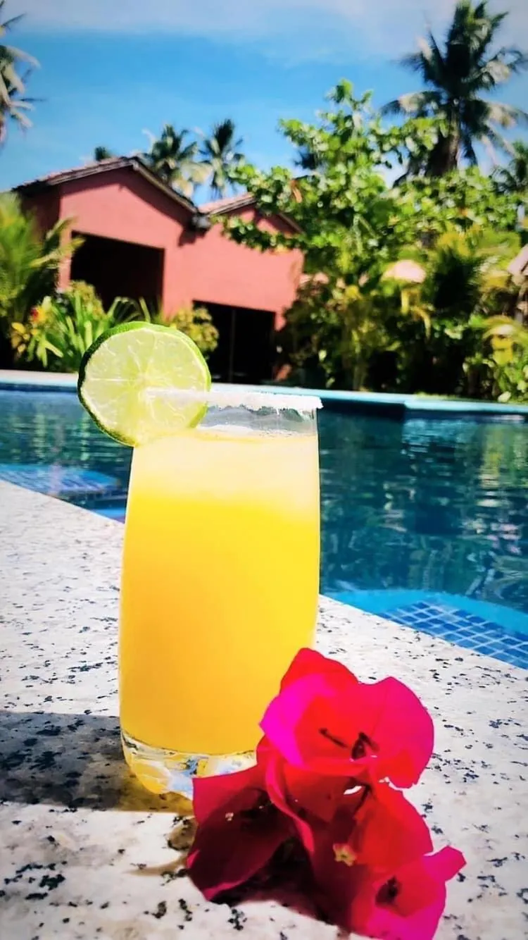 Restaurant/places to eat in Sambo Mambo Beach Hotel