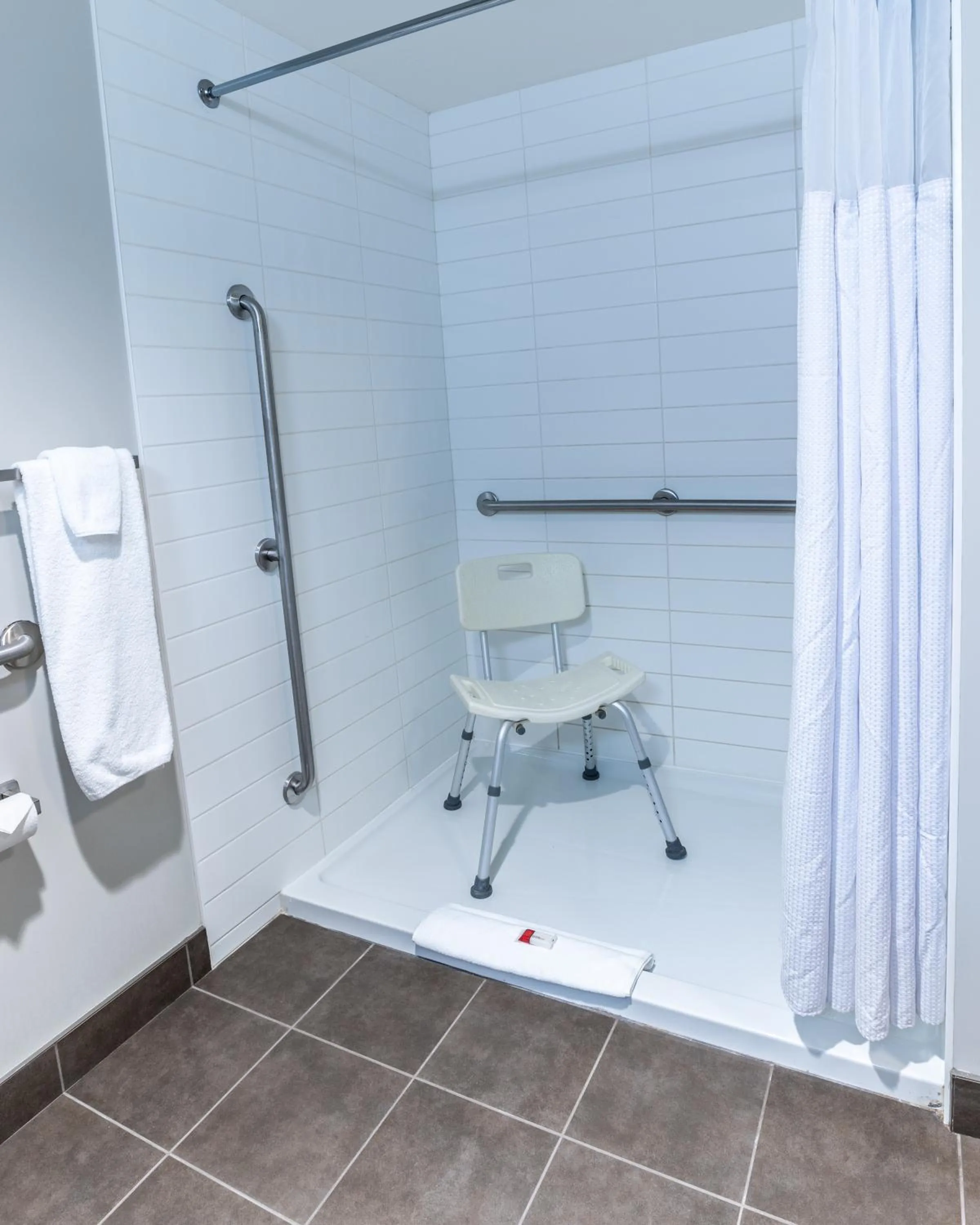 Bathroom in Microtel Inn & Suites by Wyndham Lloydminster