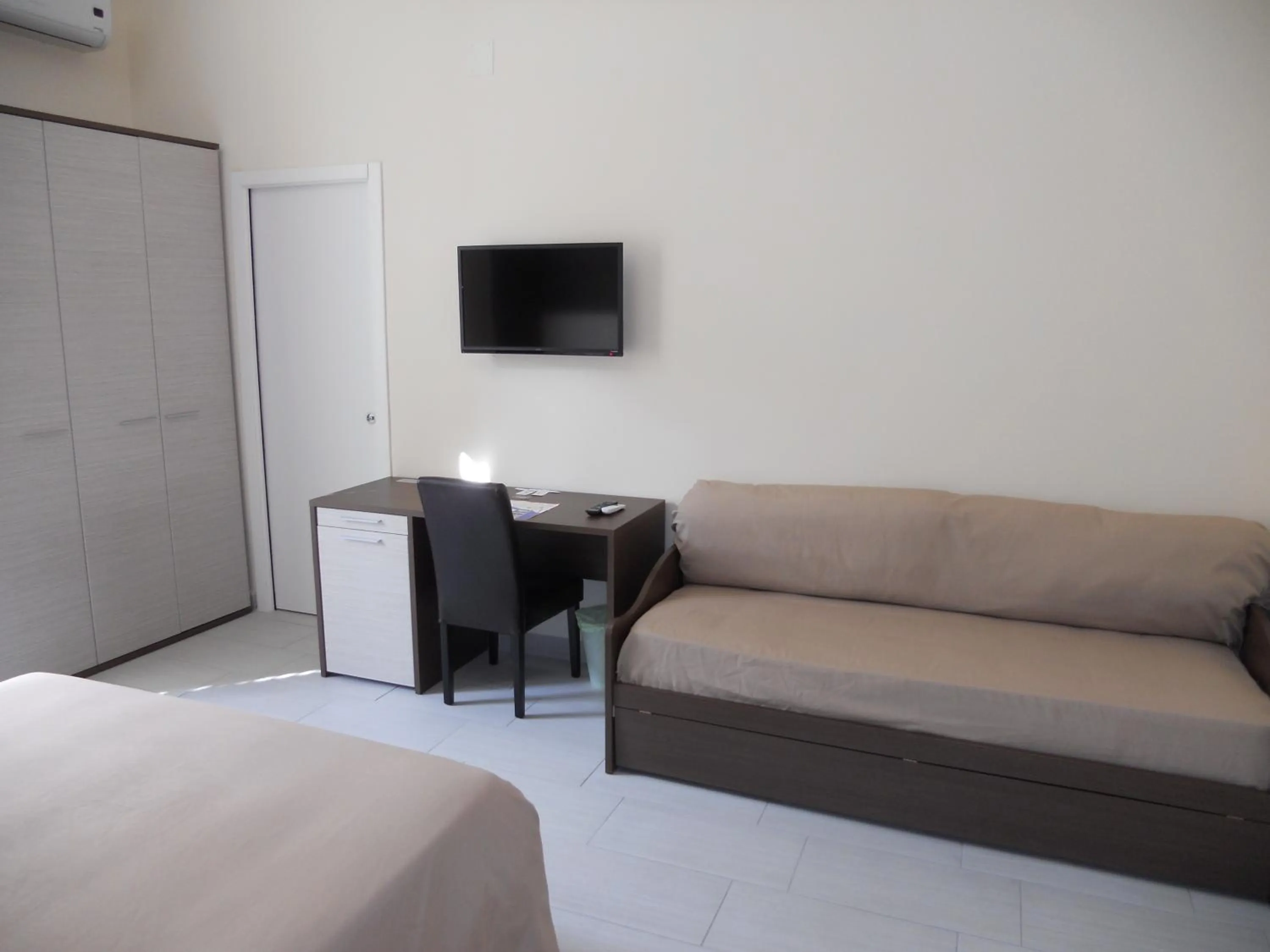 TV and multimedia, Bed in Sant'Agostino Affittacamere