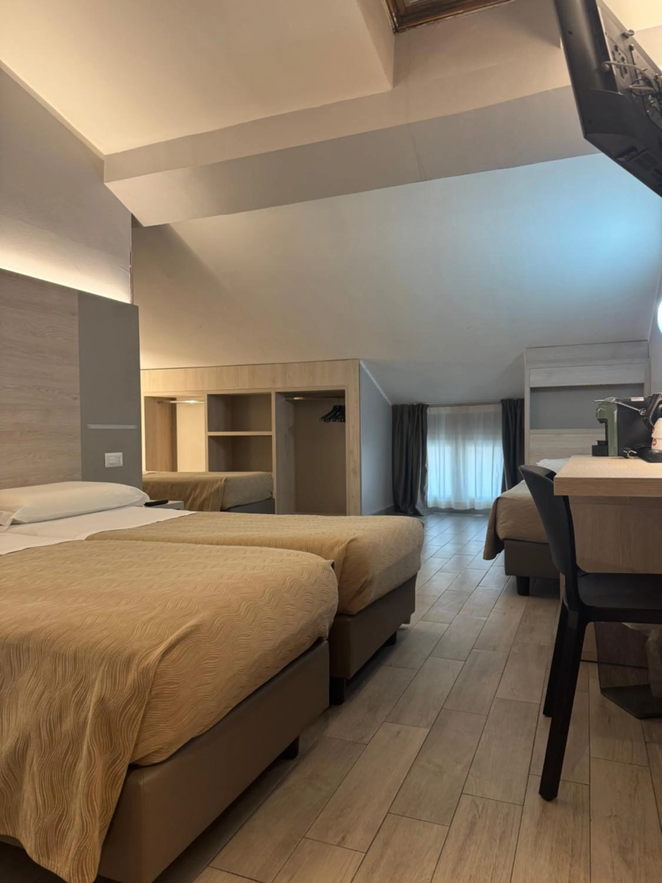 Photo of the whole room, Bed in Hotel Miramonti