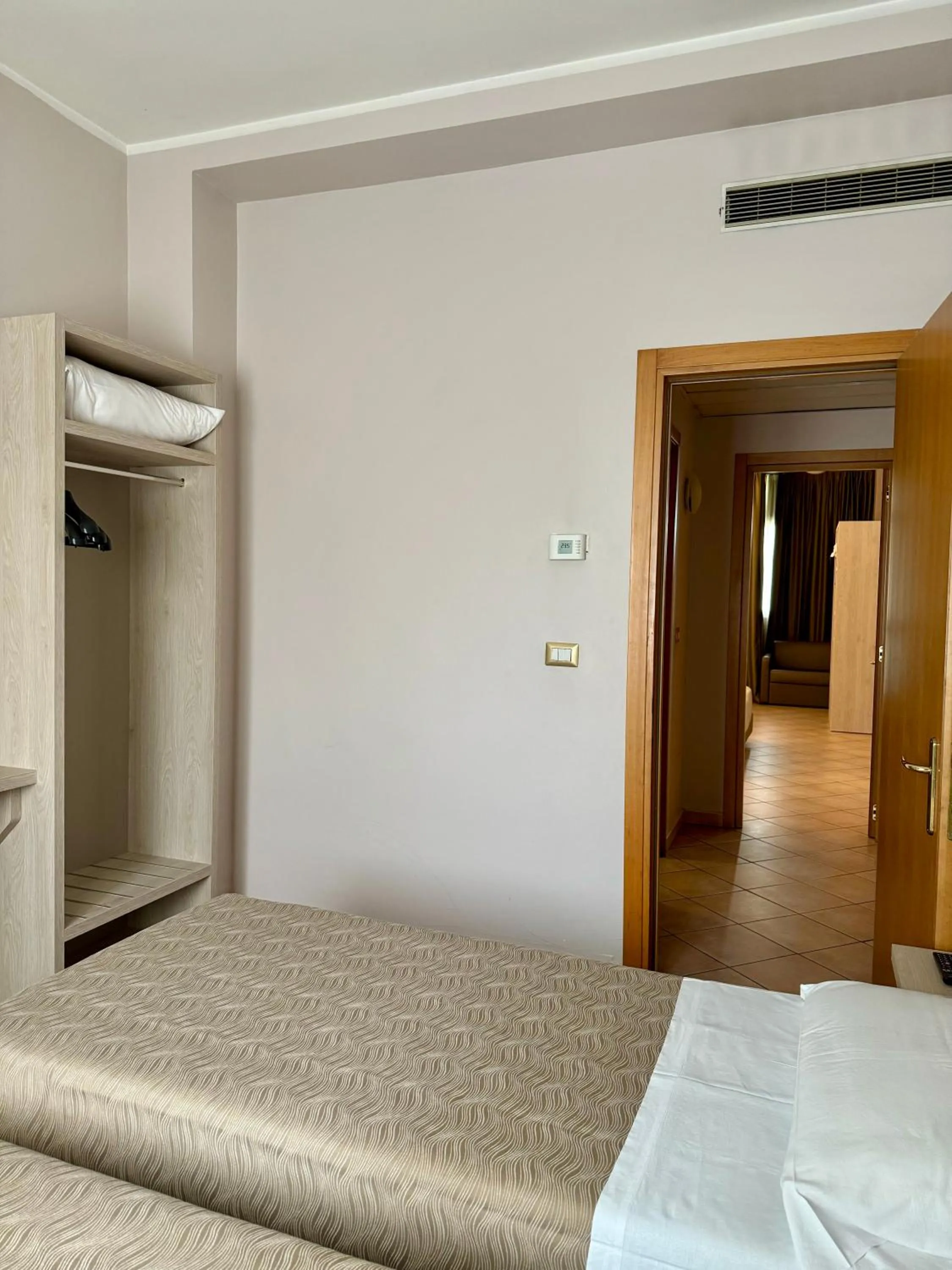 Photo of the whole room, Bed in Hotel Miramonti