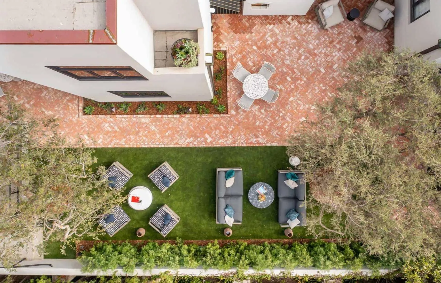 Patio in Orli La Jolla