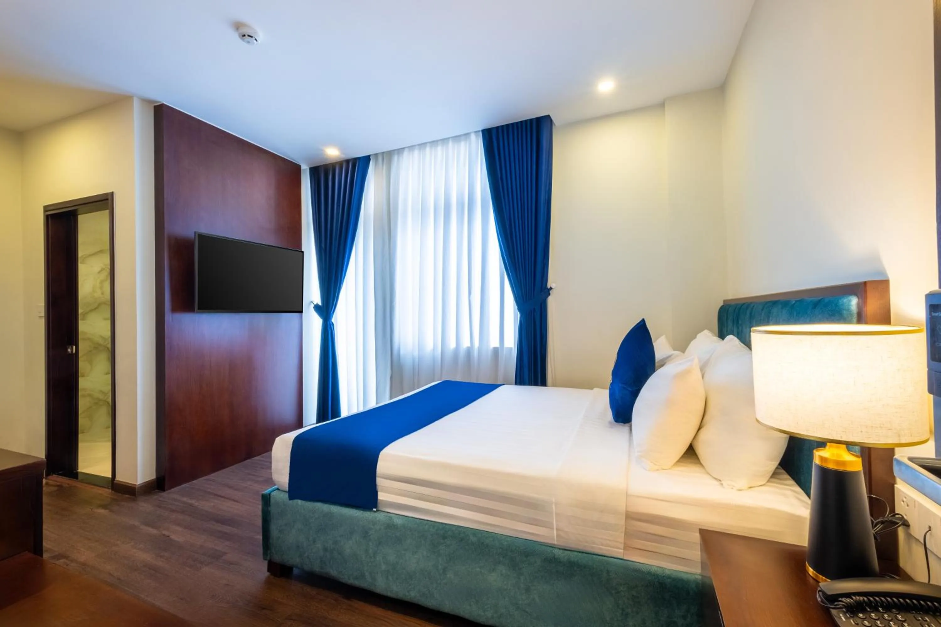 Bedroom, Bed in Sandals Camellia Hotel