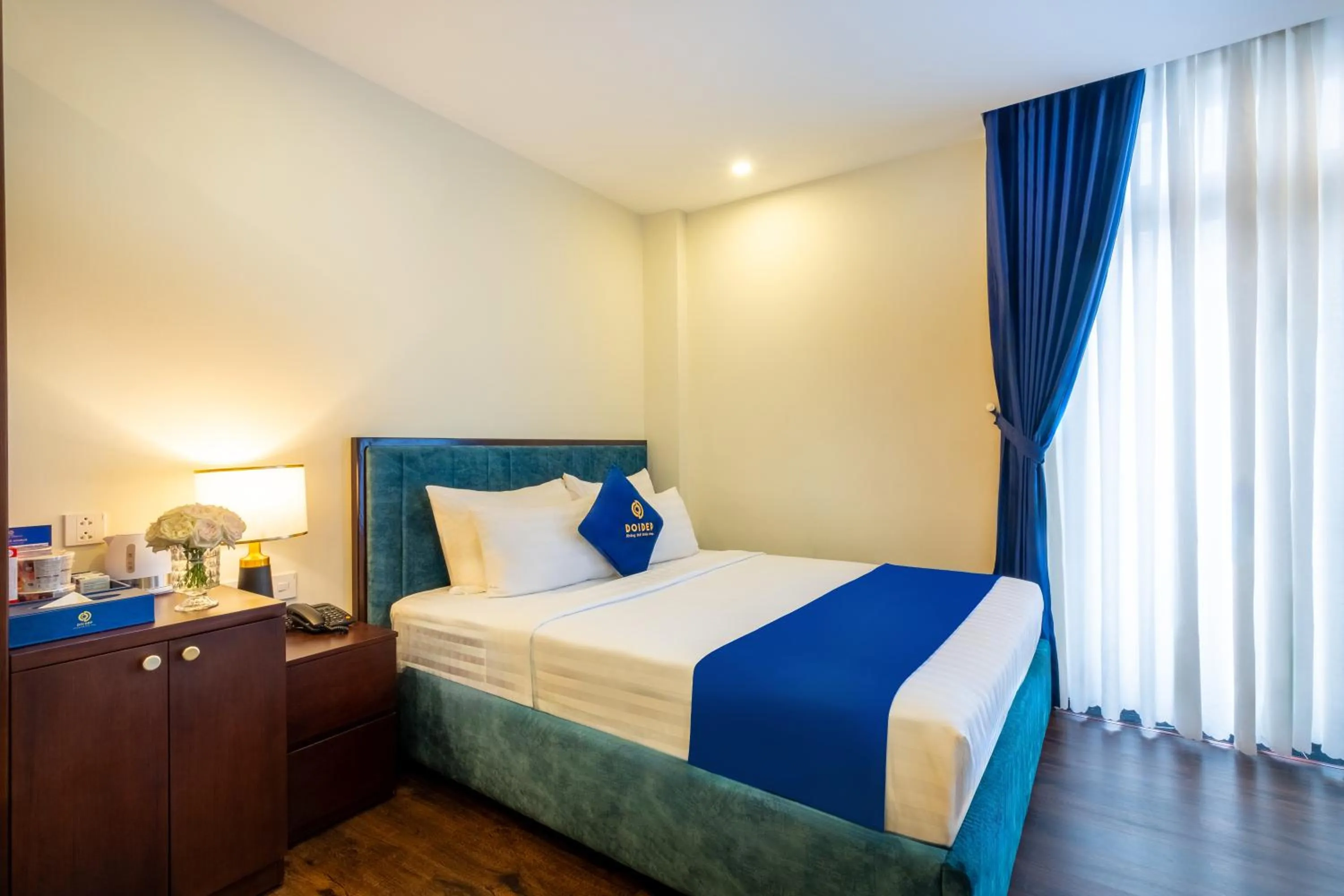 Bedroom, Bed in Sandals Camellia Hotel