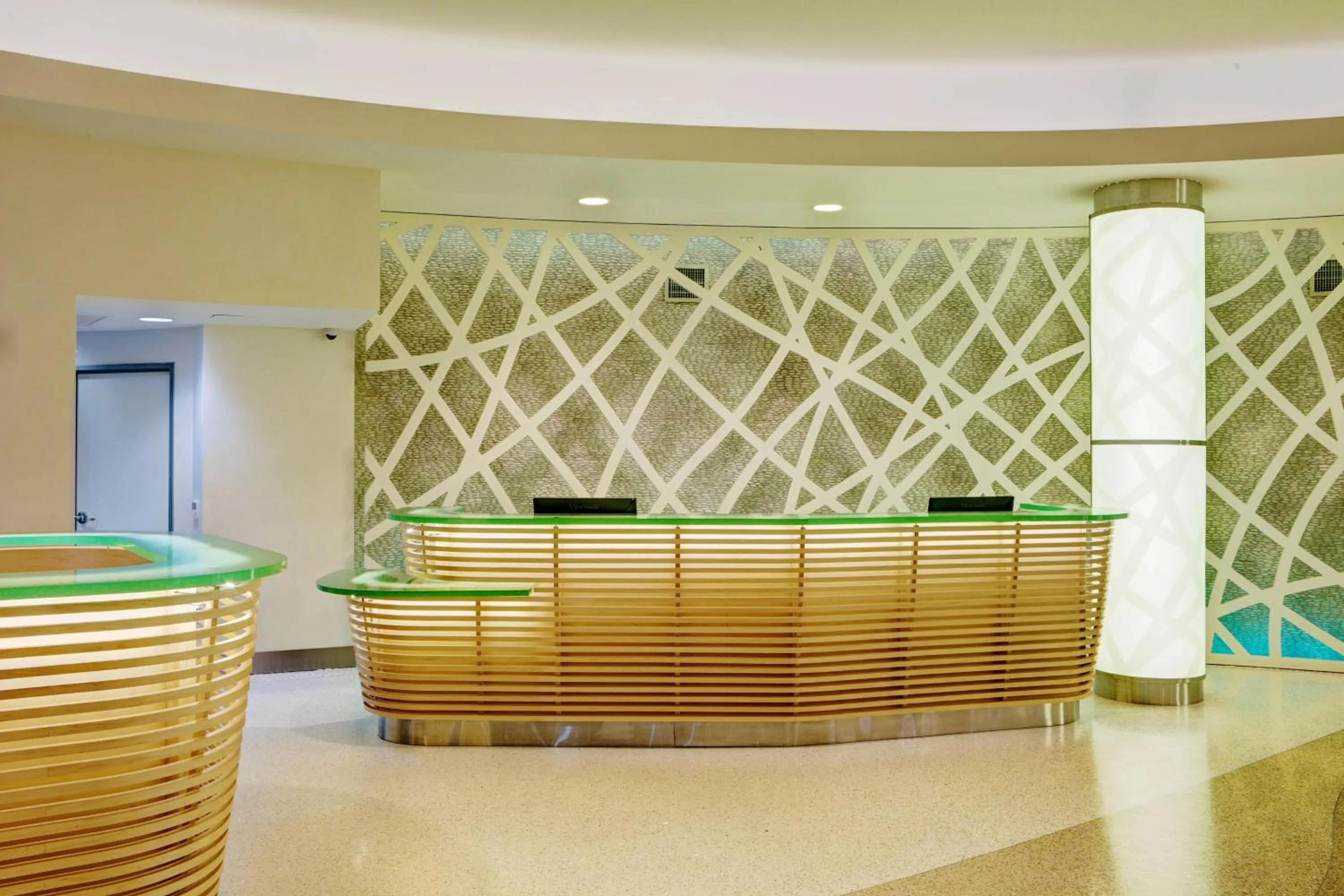 Lobby or reception in Pier South Resort, Autograph Collection