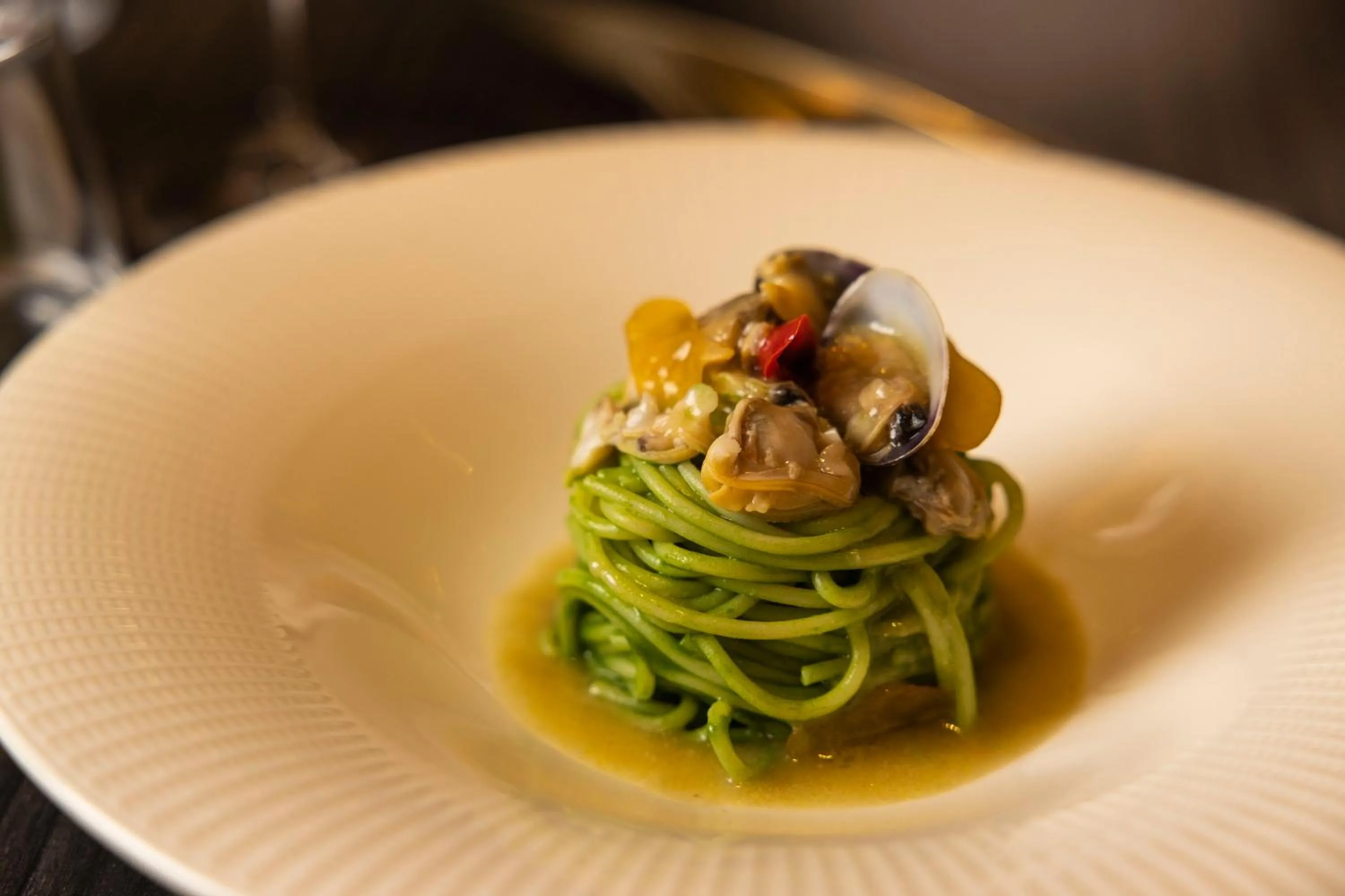 Restaurant/places to eat in Hilton Milan