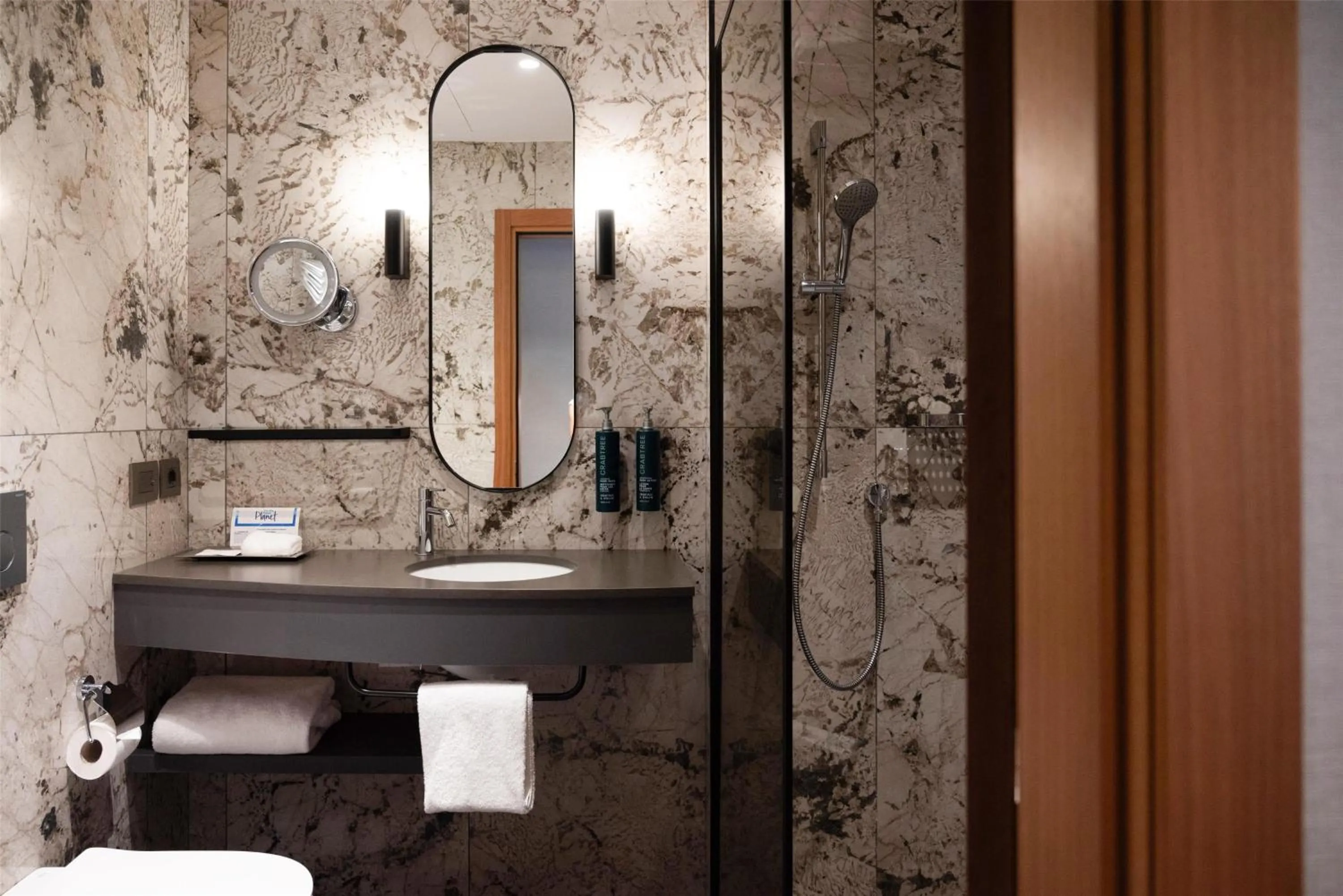 Bathroom in Hilton Milan