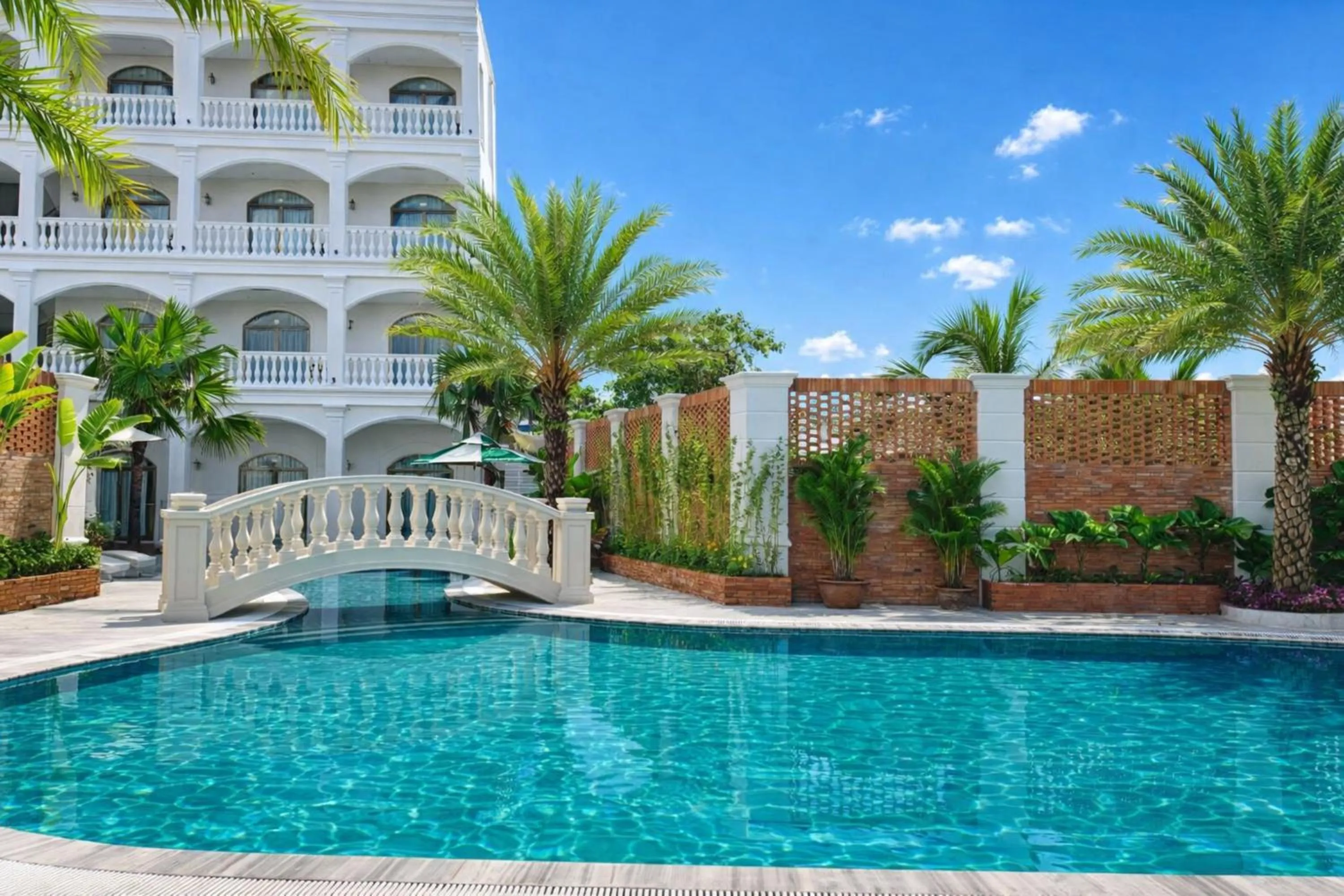 Property building in Thuận Phát Hotel