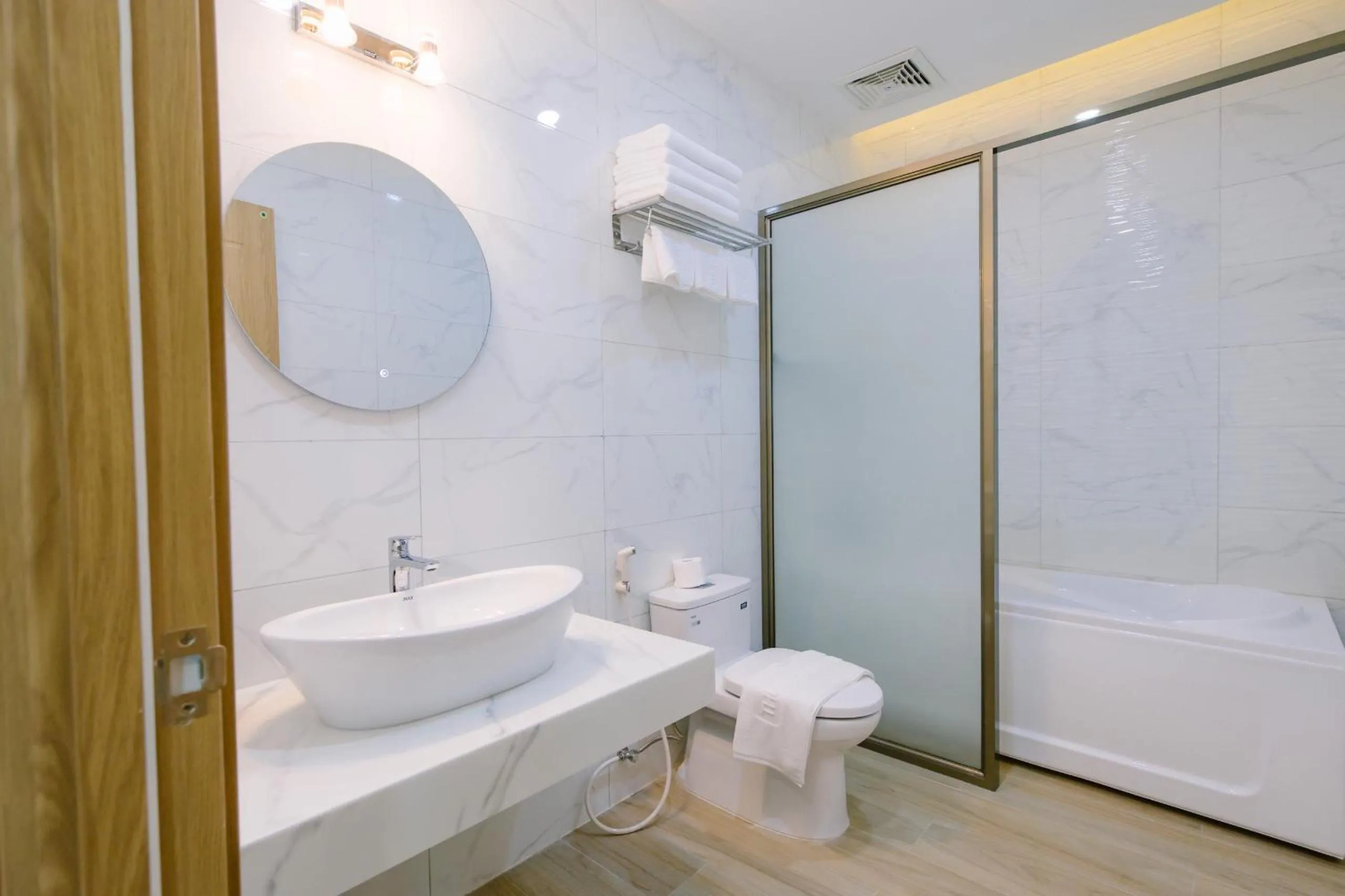 Bathroom in Thuận Phát Hotel