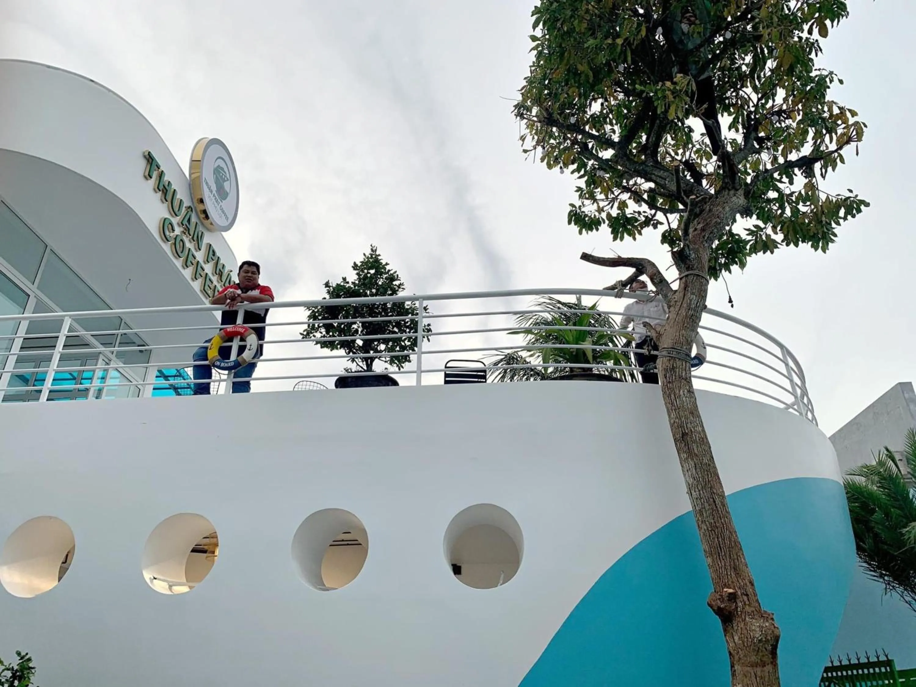 Restaurant/places to eat in Thuận Phát Hotel