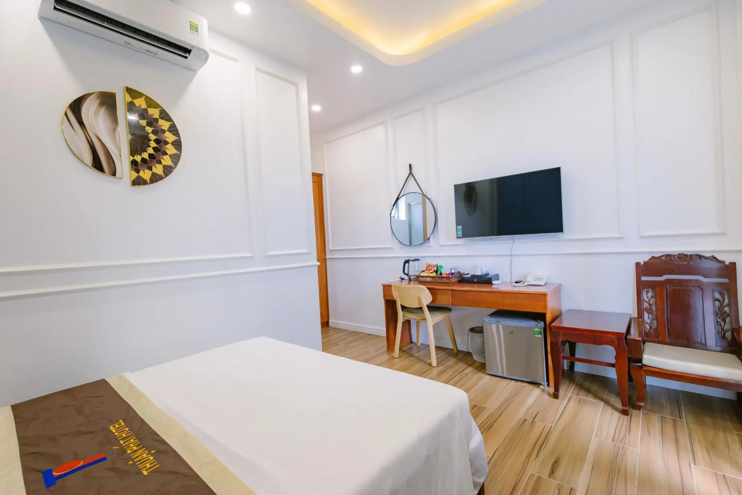 Photo of the whole room, Bed in Thuận Phát Hotel