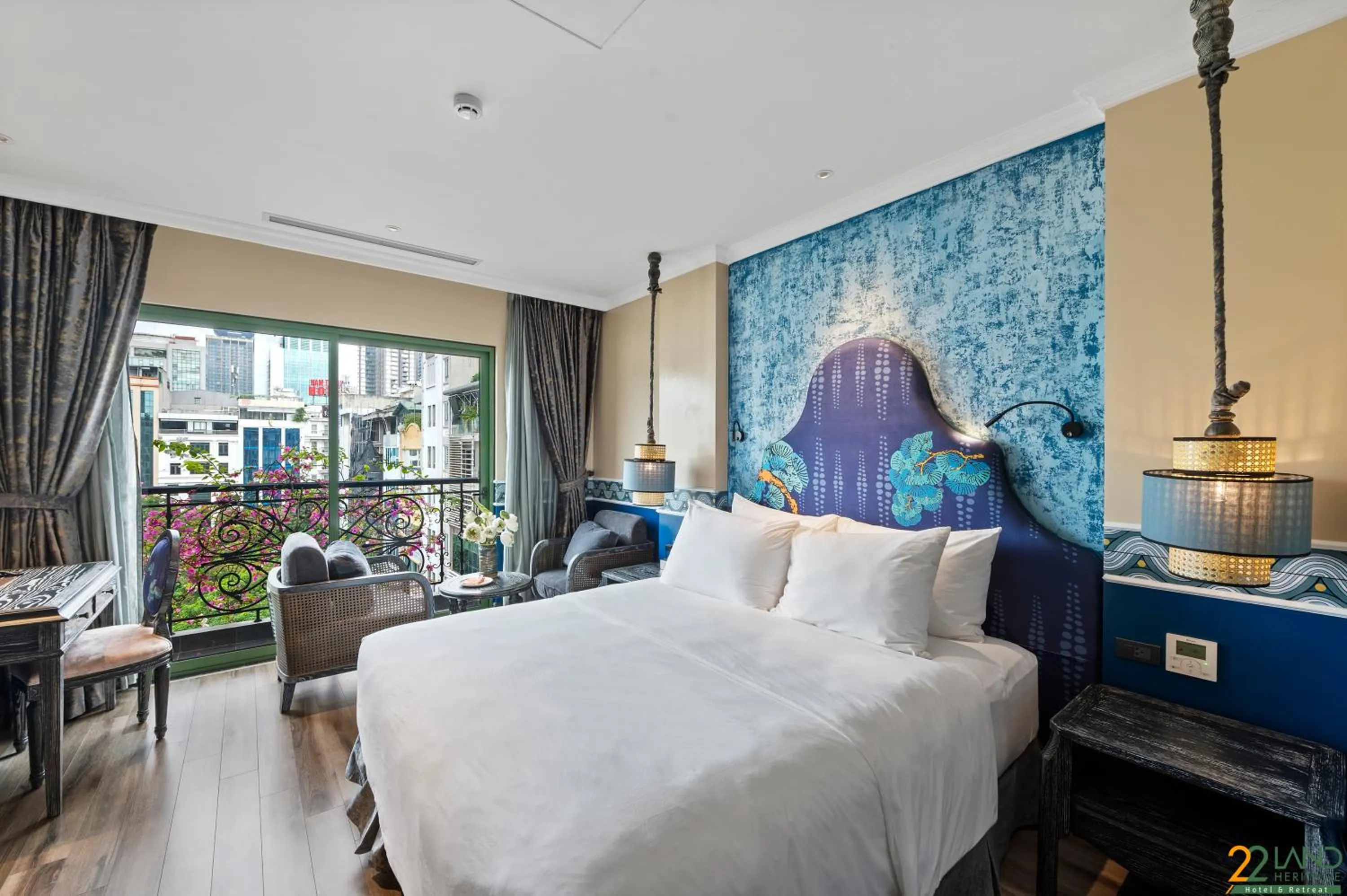 Bed in 22Land Heritage Hotel & Retreat