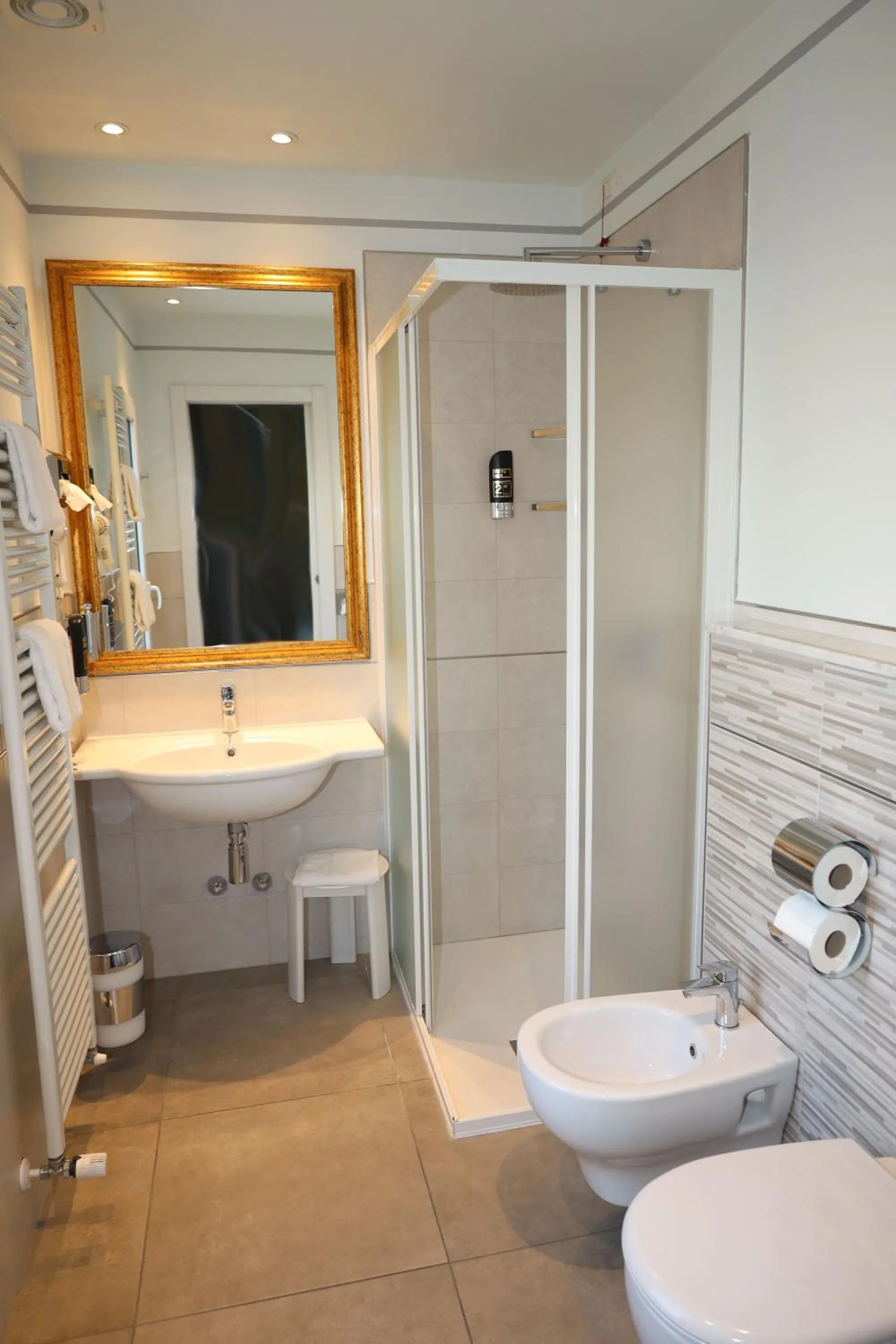 Shower in Hotel Ristorante Continental