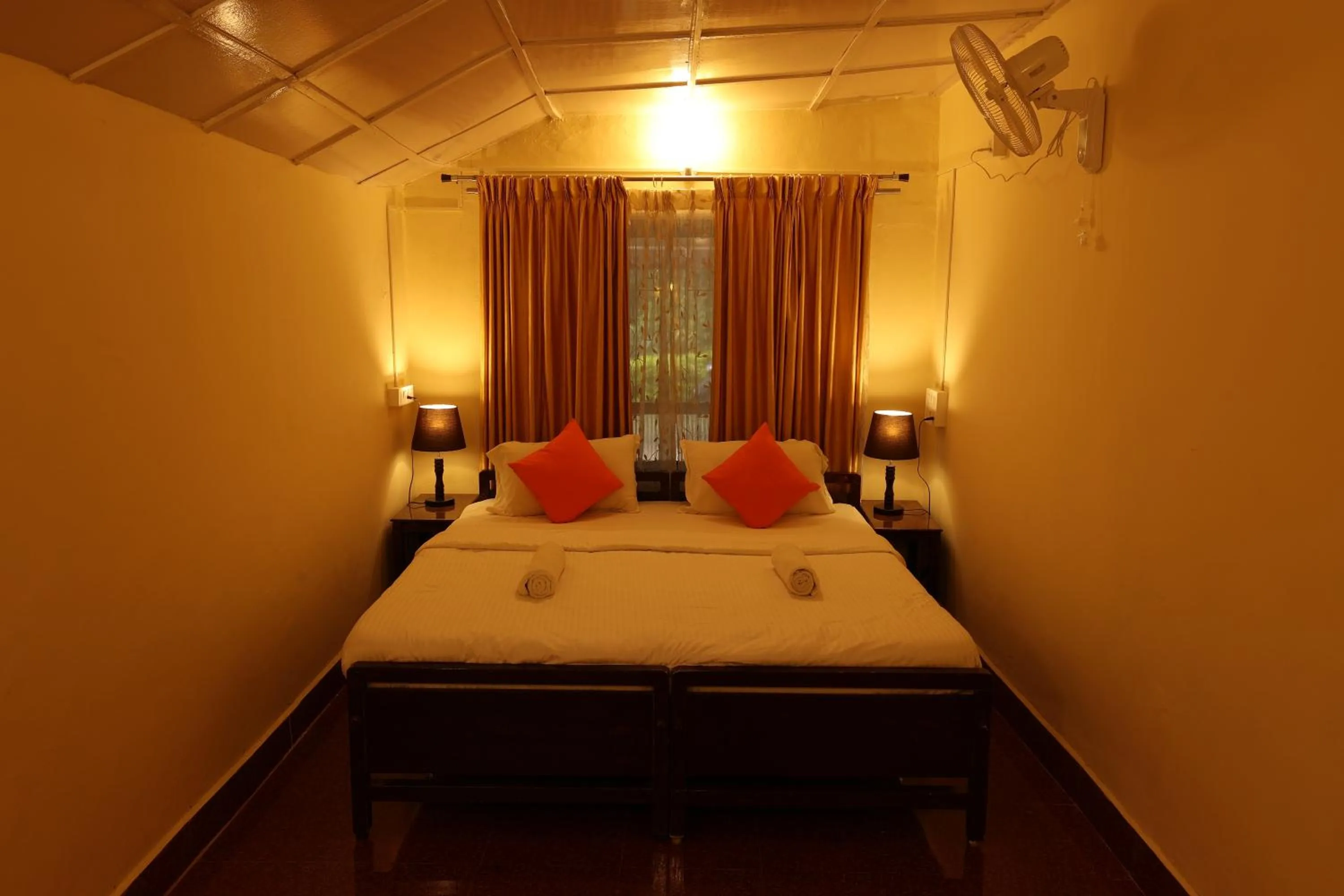 Bed in Avadale Coorg - Stag Groups Not Allowed