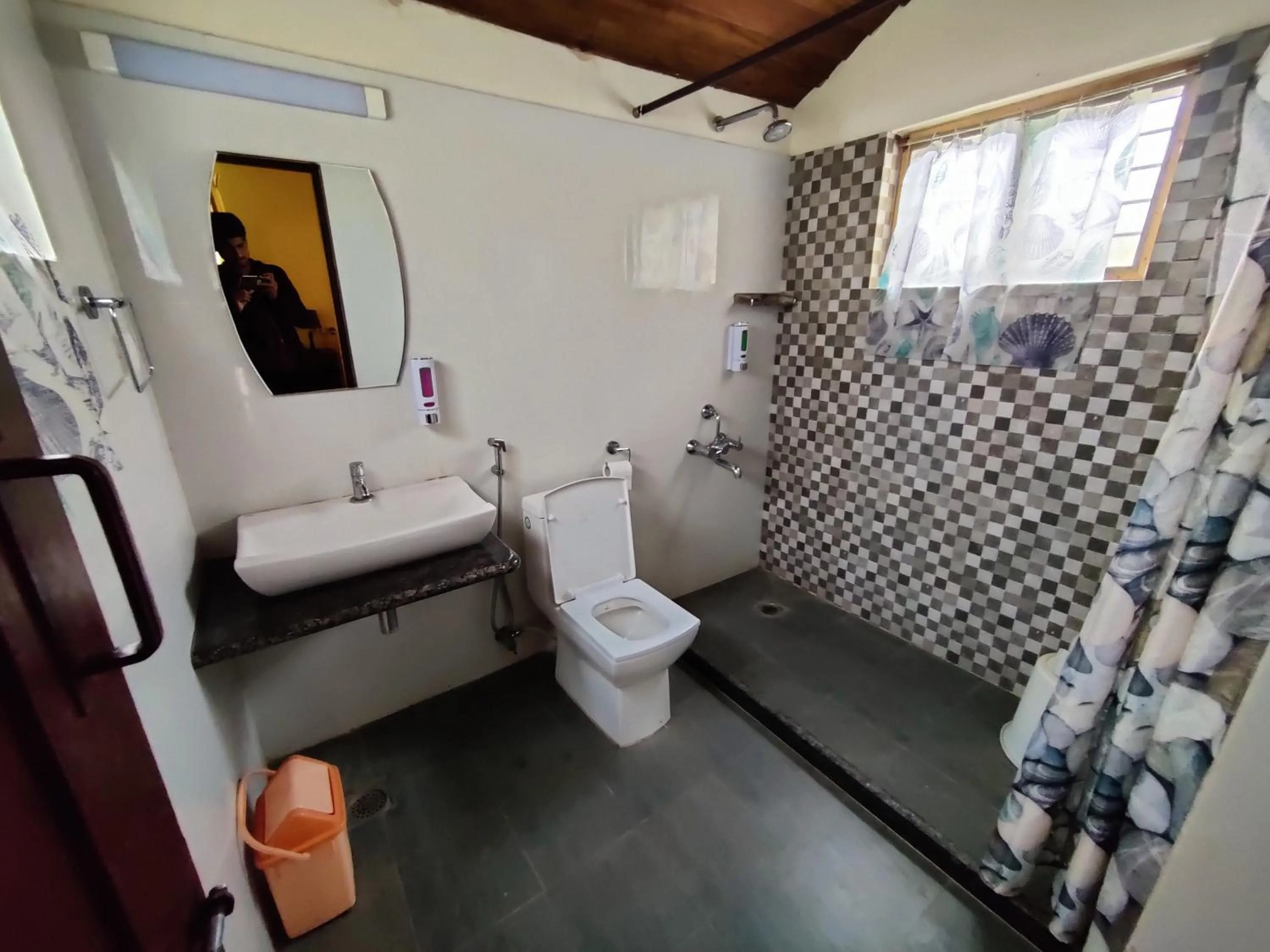 Bathroom in Avadale Coorg - Stag Groups Not Allowed