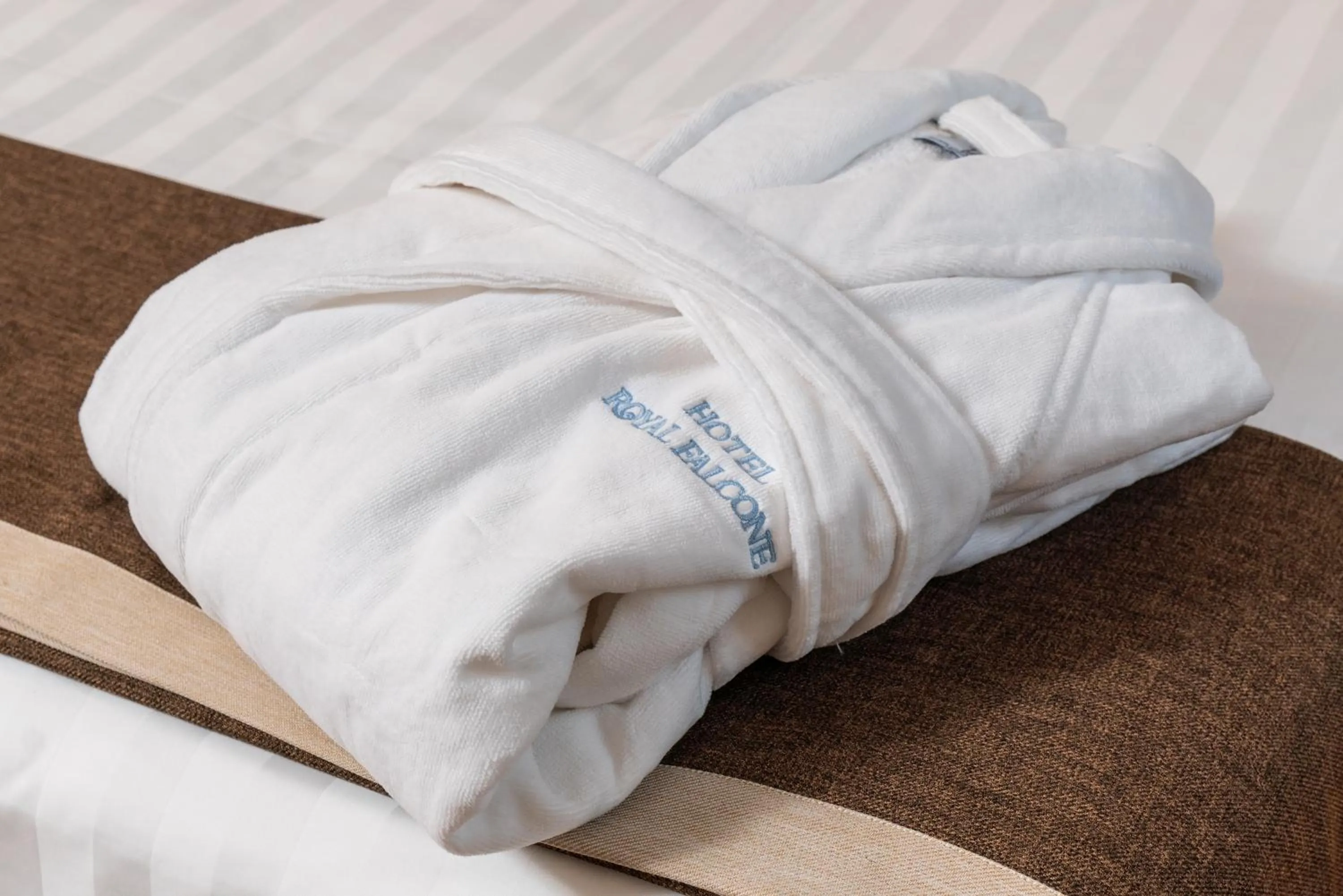 towels, Bed in Hotel Royal Falcone