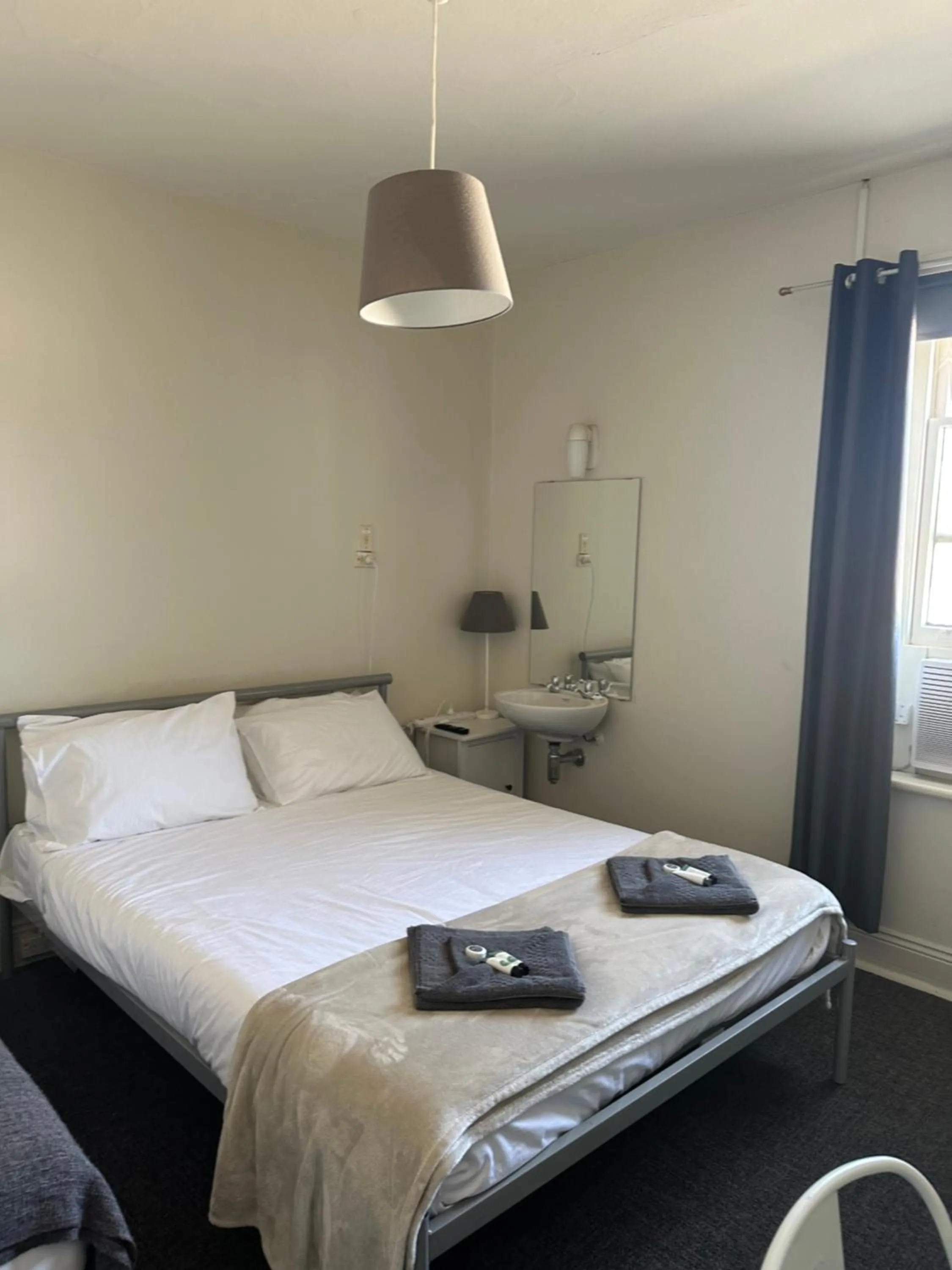 Bed in Cornwall Hotel