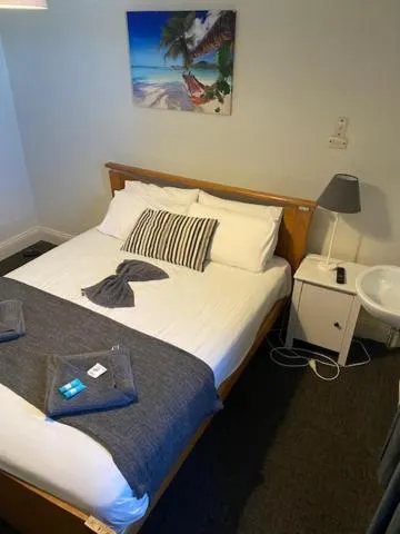 Bed in Cornwall Hotel