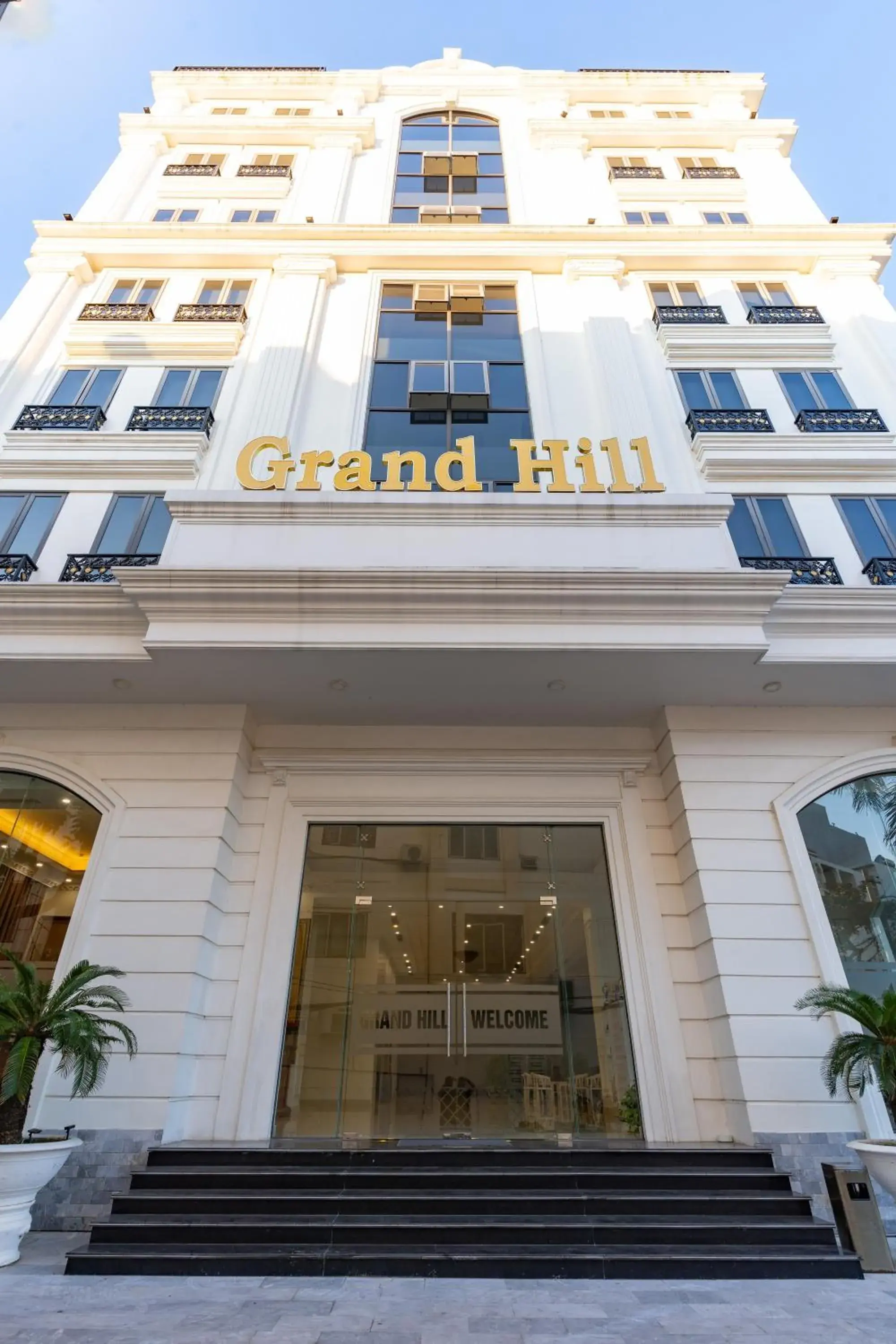 Grand Hill Hotel & Apartment Grand Hill Hotel & Apartment