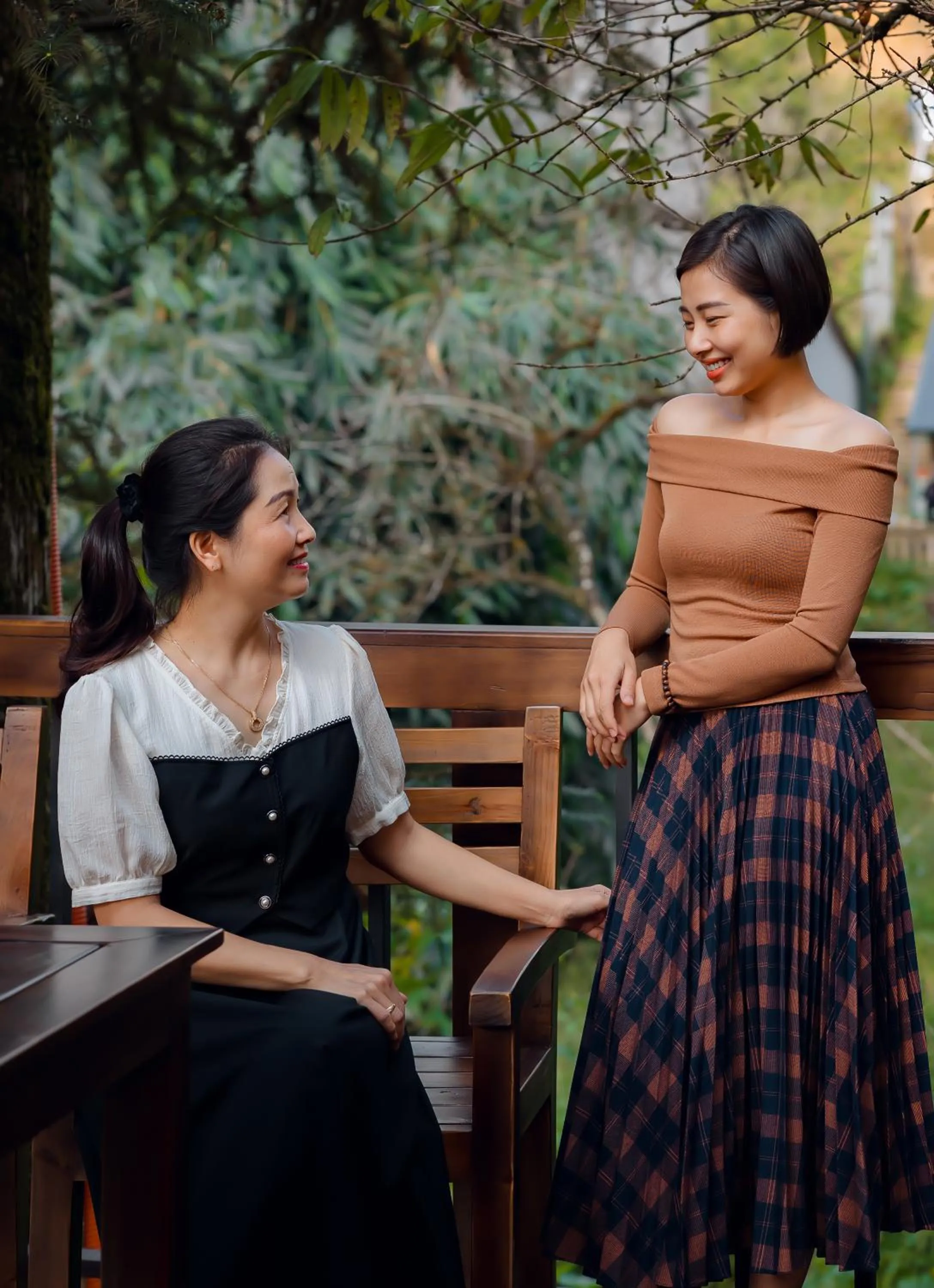 Guests in Sapa Pine Hill Eco Lodge