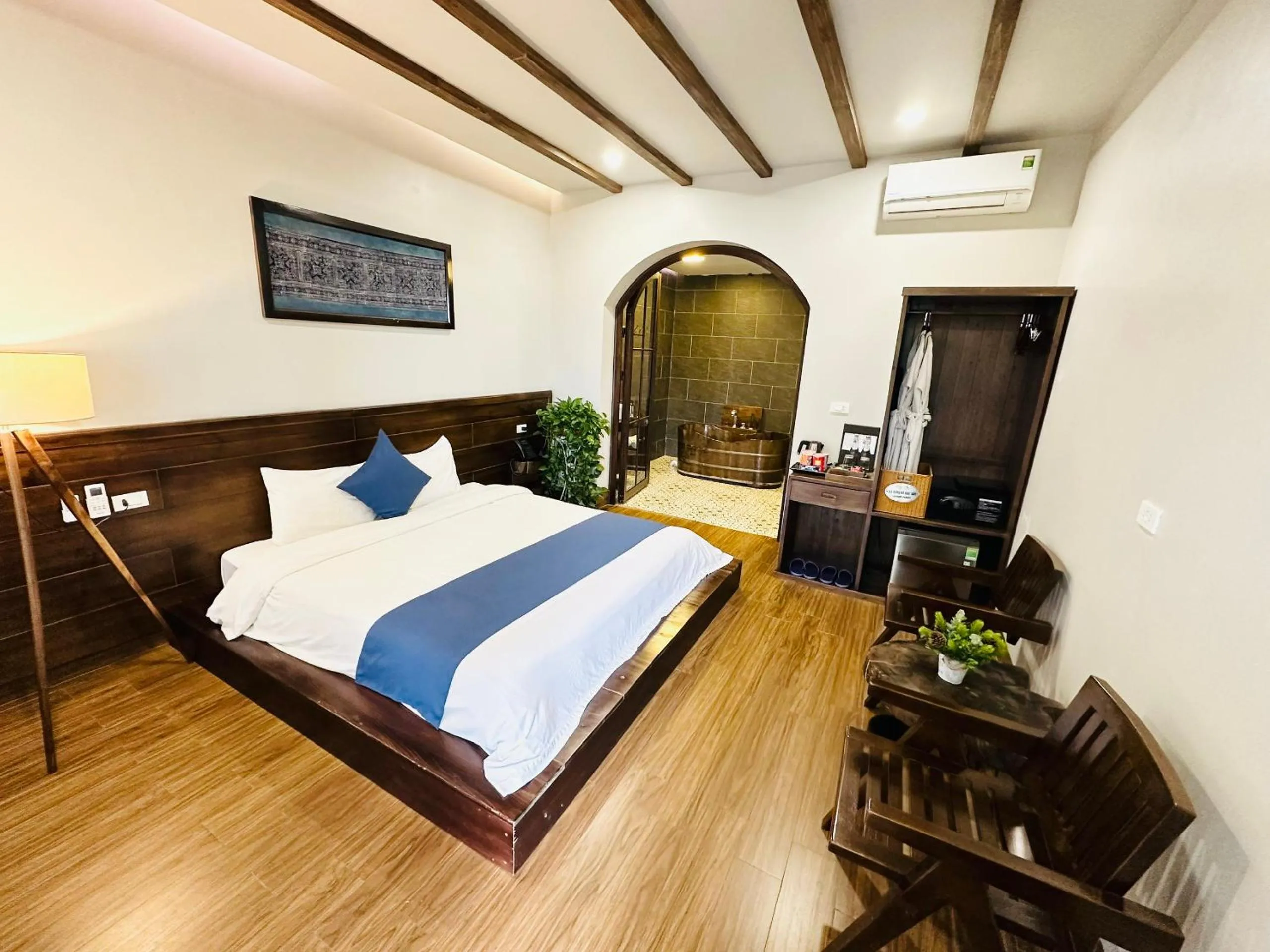 Toilet, Bed in Sapa Pine Hill Eco Lodge