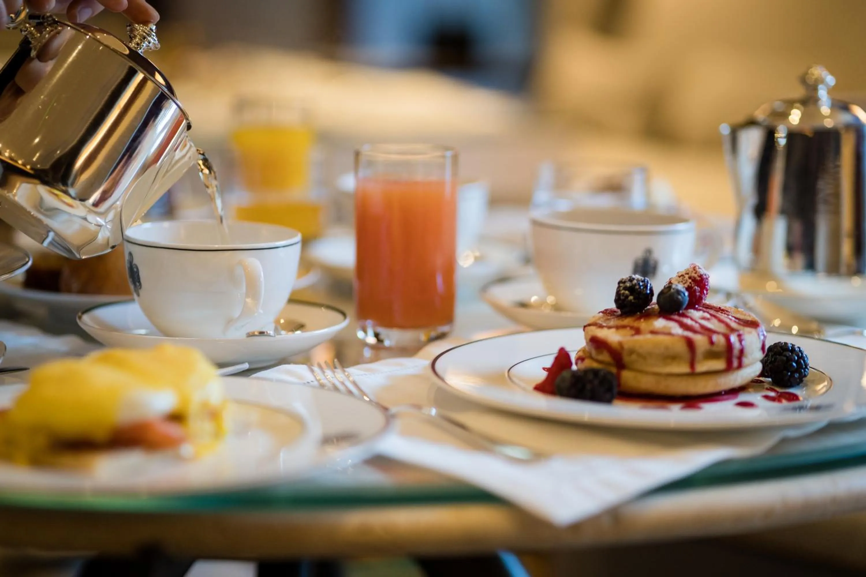 Breakfast in Portrait Milano - Lungarno Collection