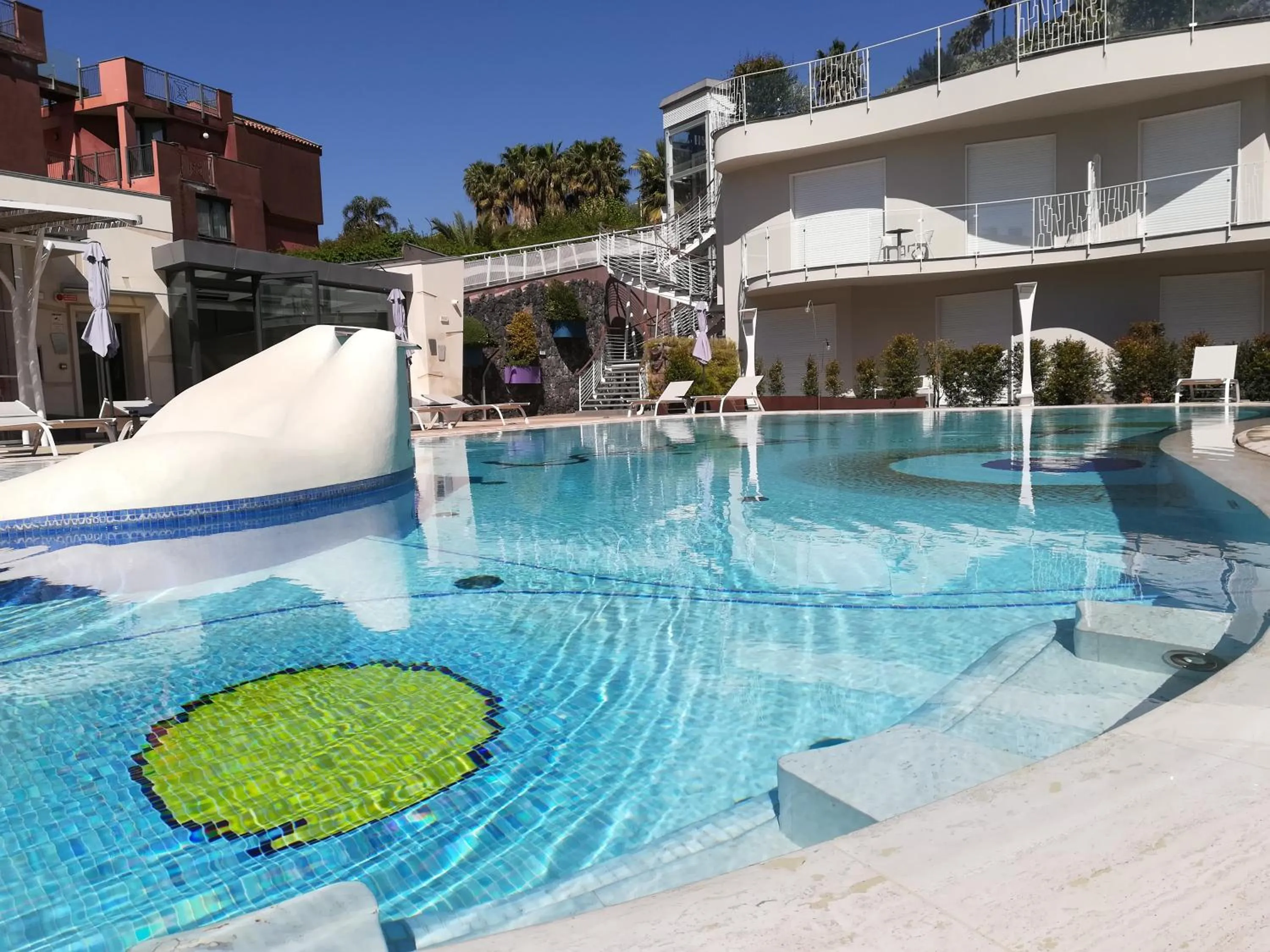 Swimming pool in Hotel Malavoglia