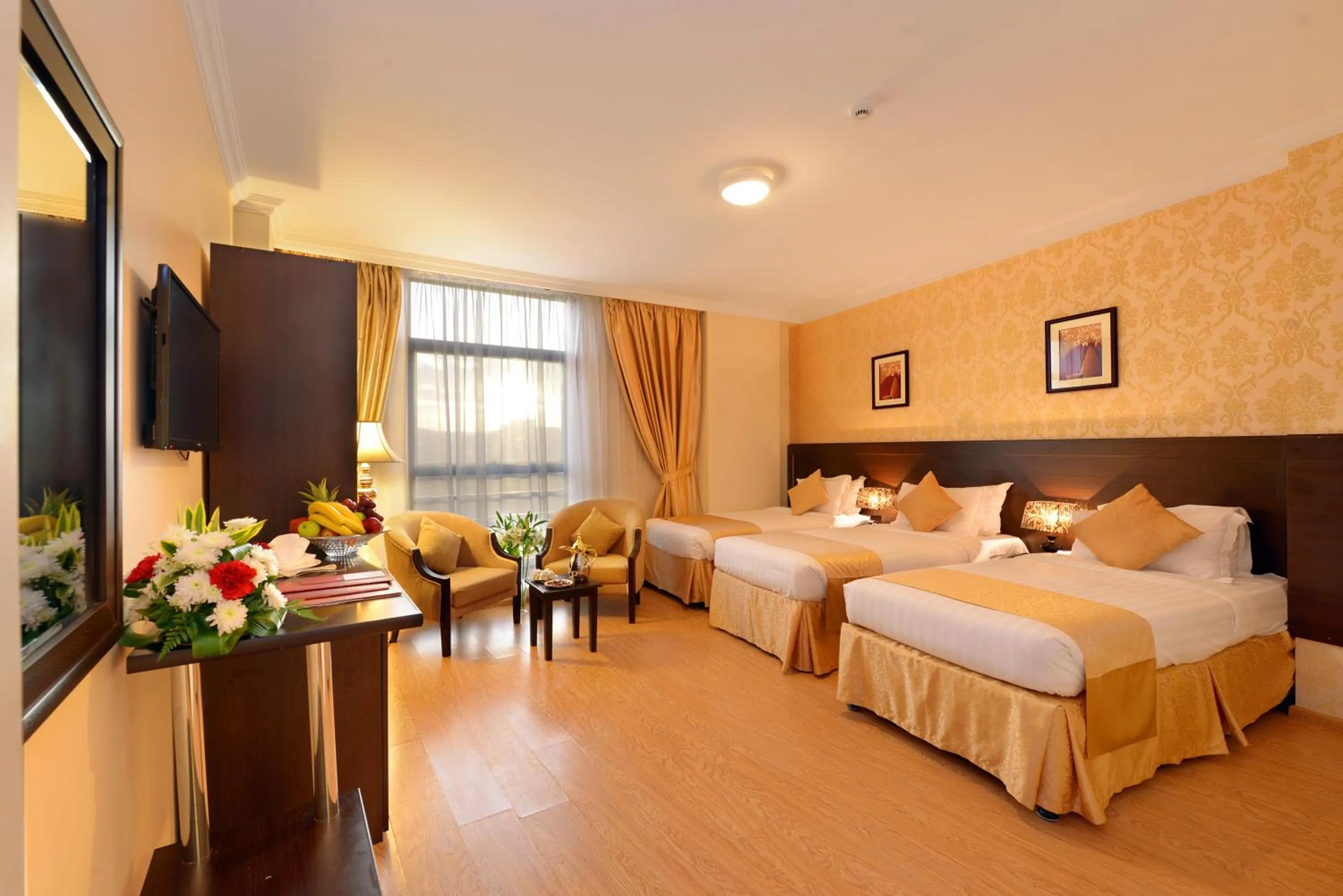 Photo of the whole room, Bed in Deyar Al Eiman Hotel