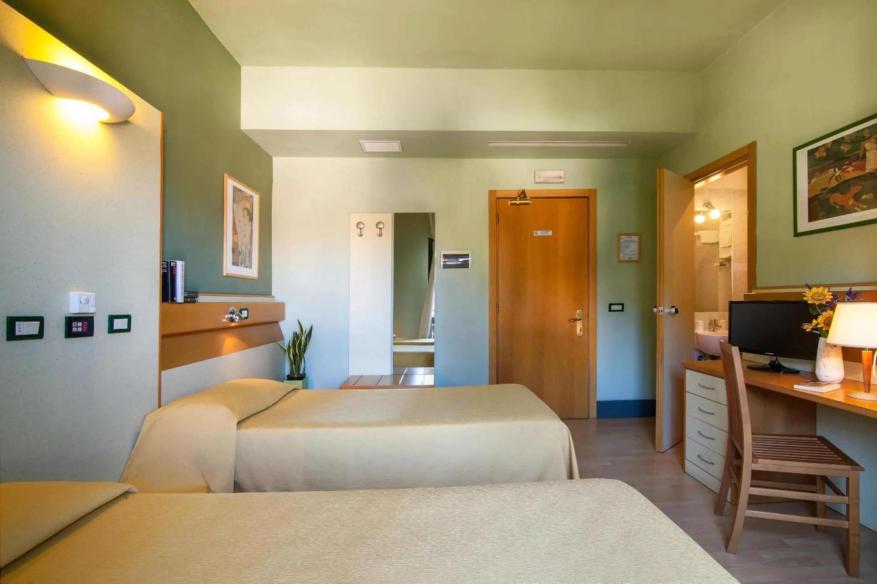 Bathroom, Bed in Duca Del Mare - Hotel Di Nardo group