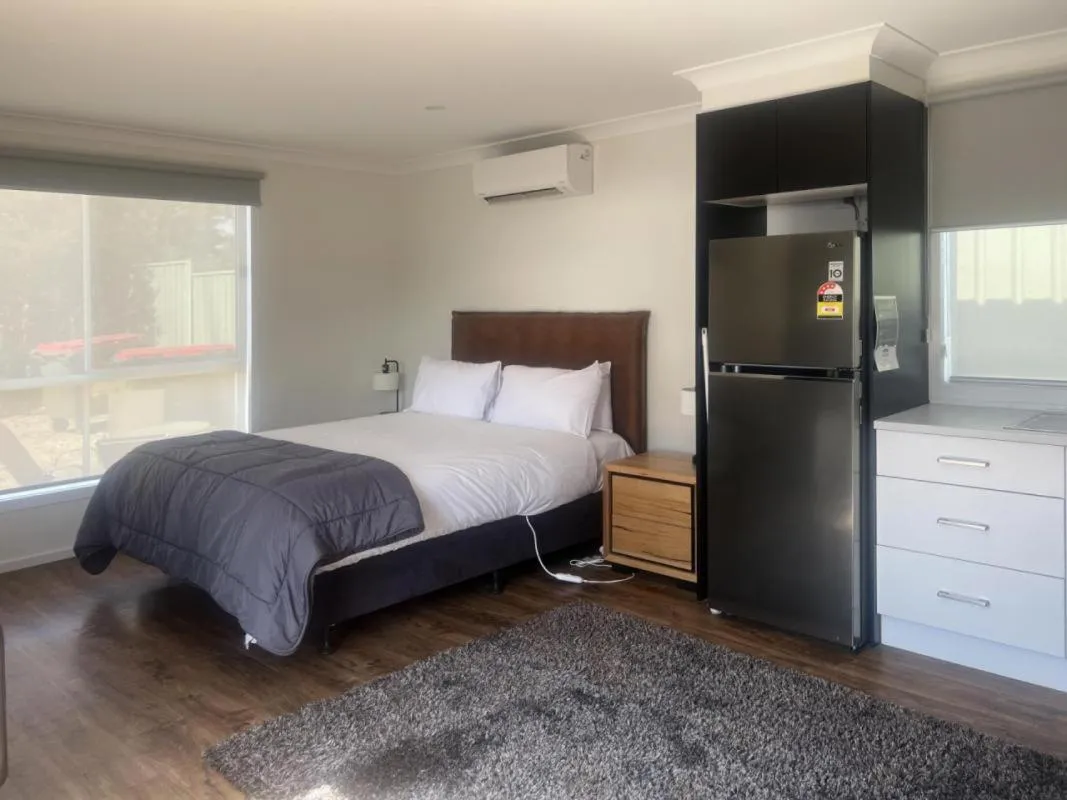 Bedroom, Bed in BIG4 Bendigo Park Lane Holiday Park