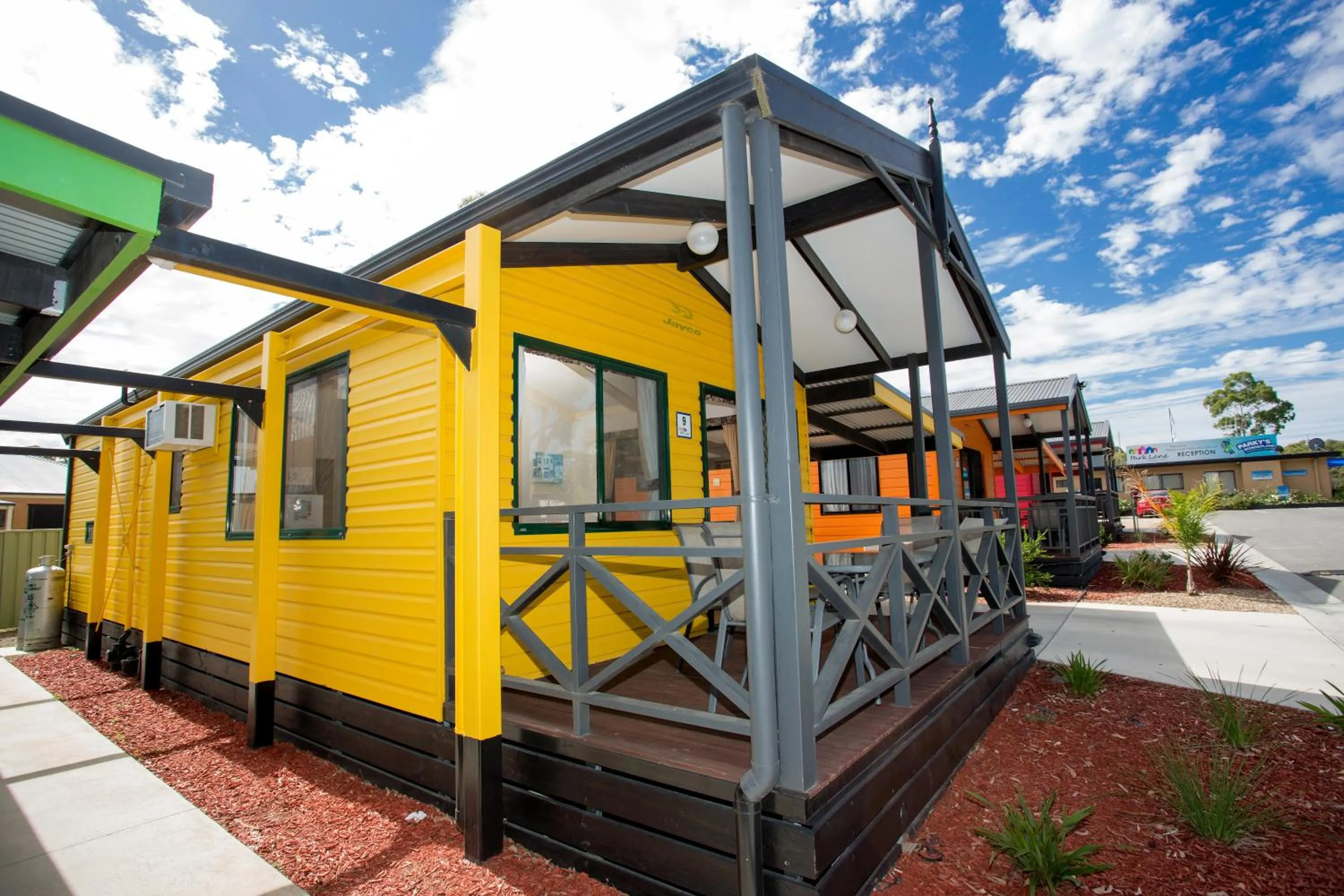 Property building in BIG4 Bendigo Park Lane Holiday Park