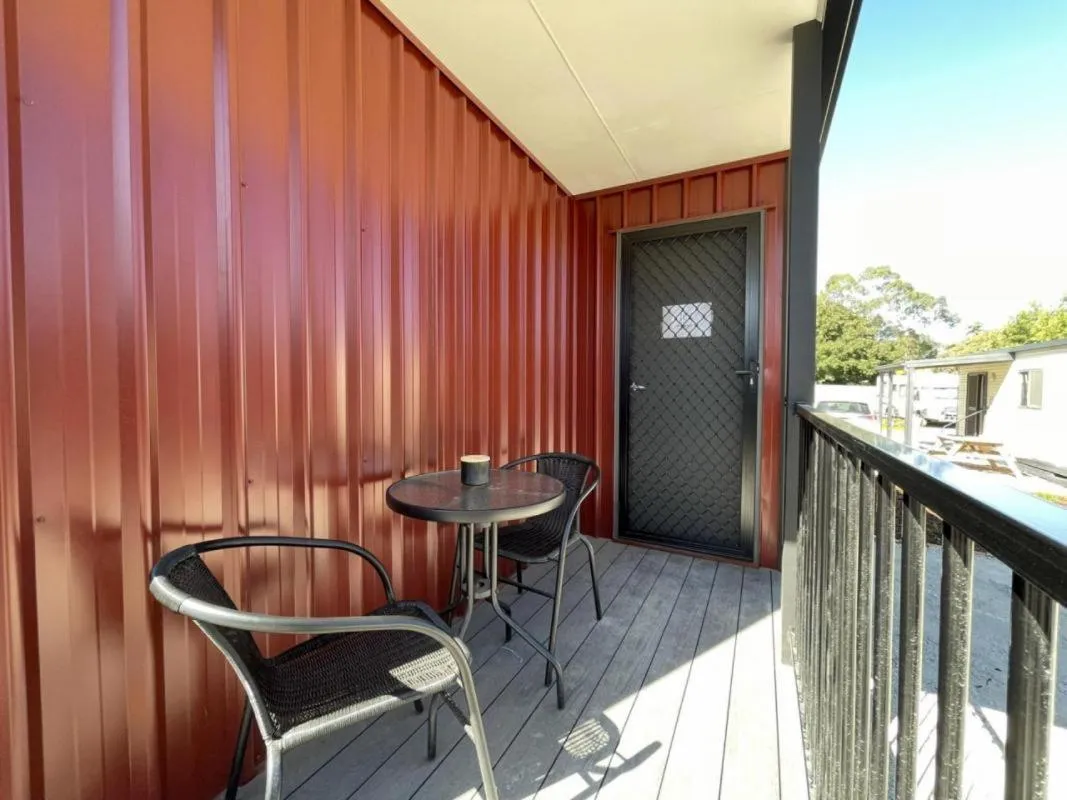Balcony/Terrace in BIG4 Bendigo Park Lane Holiday Park