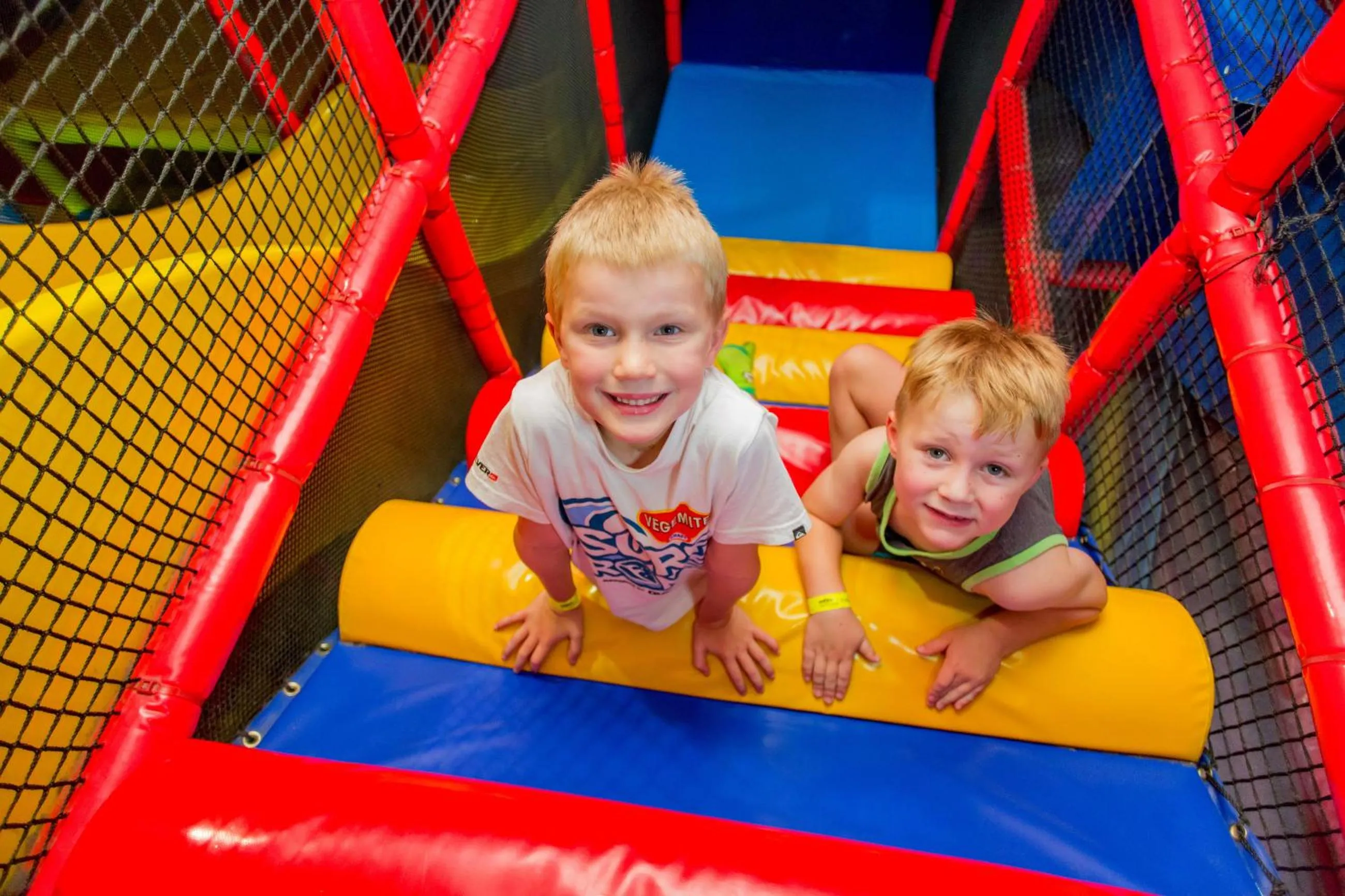 Children play ground in BIG4 Bendigo Park Lane Holiday Park