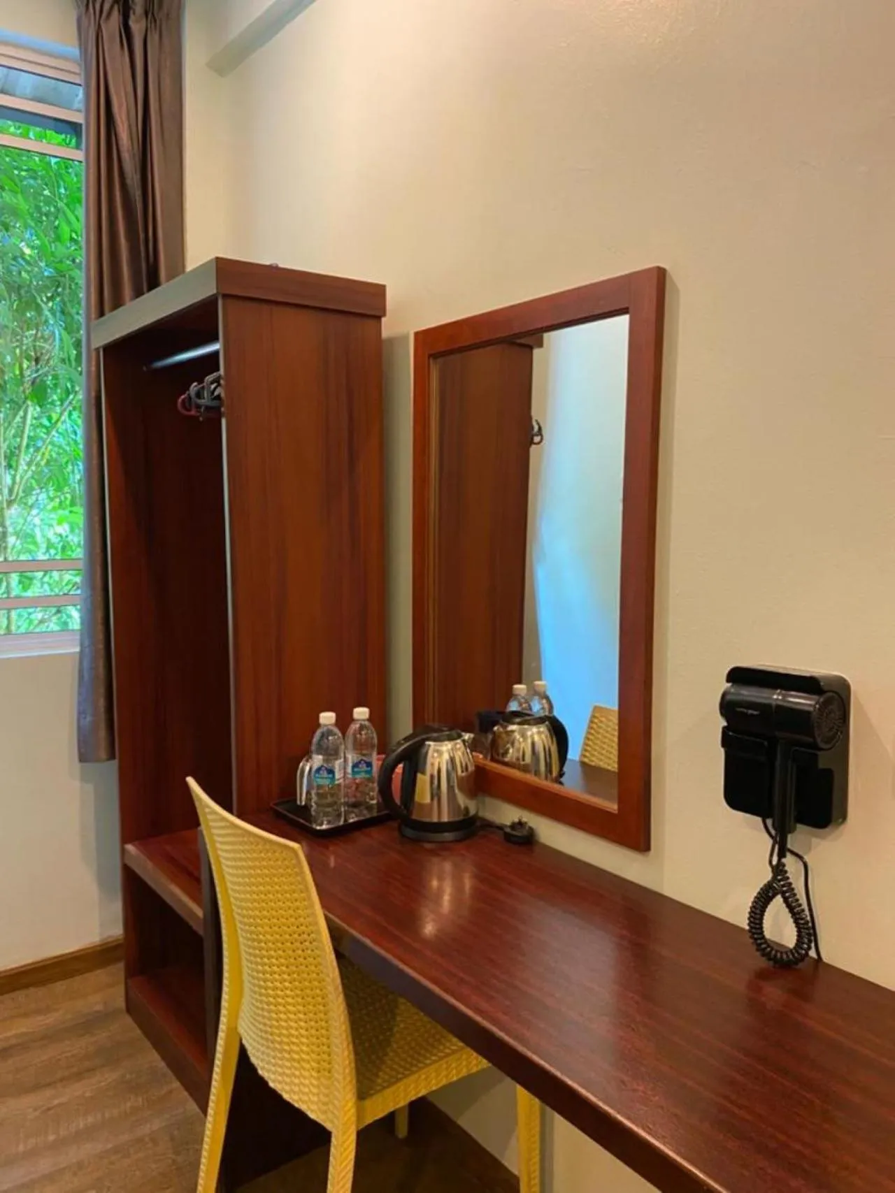 hair dryier in Highlanders Garden Guesthouse at Arundina Cameron Highlands