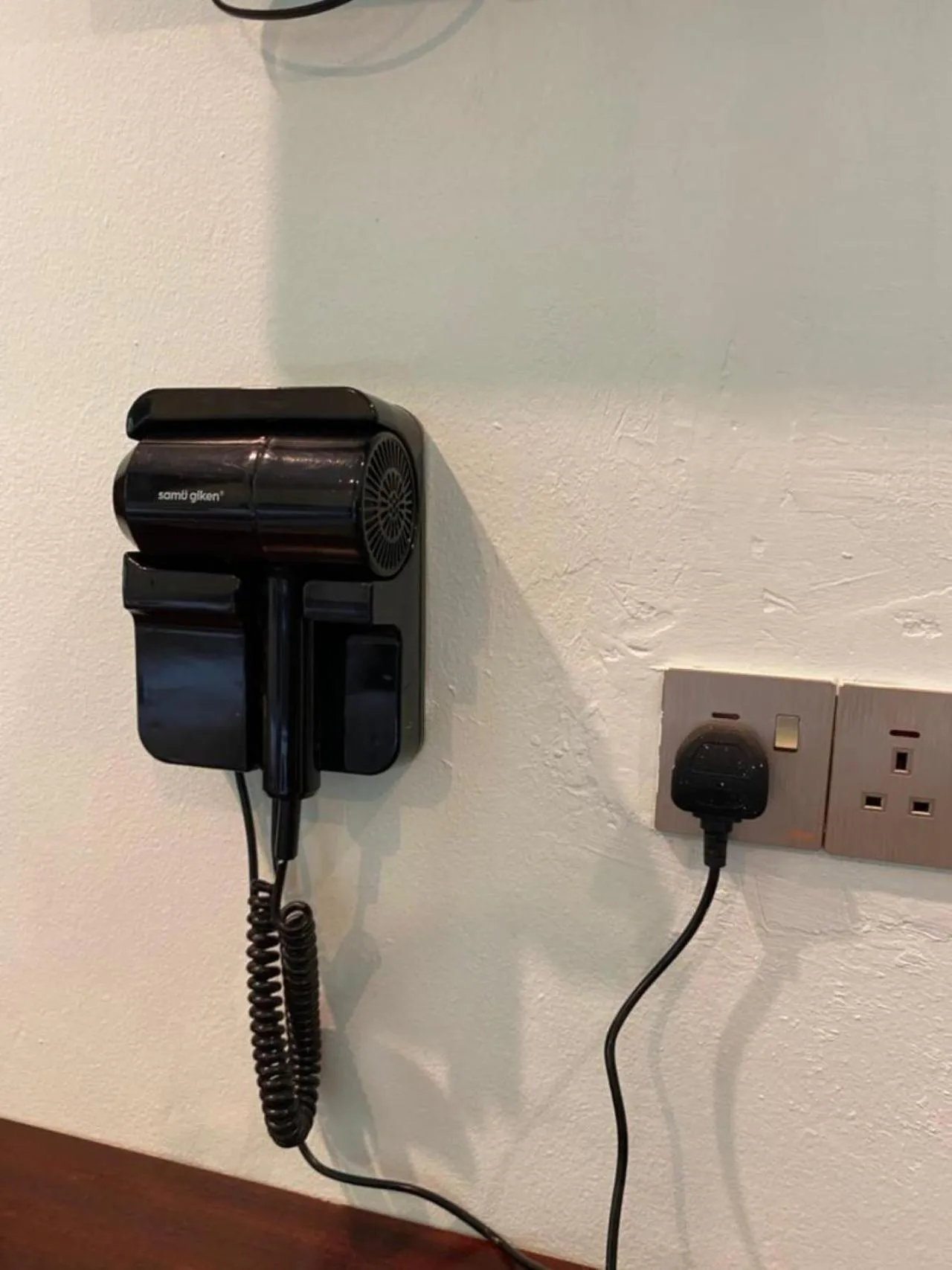 hair dryier in Highlanders Garden Guesthouse at Arundina Cameron Highlands