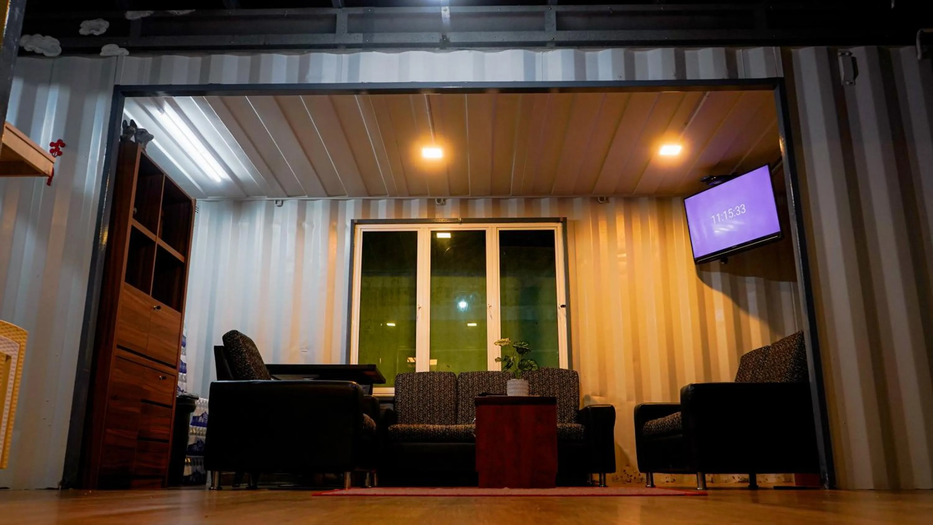 TV and multimedia in Highlanders Garden Guesthouse at Arundina Cameron Highlands