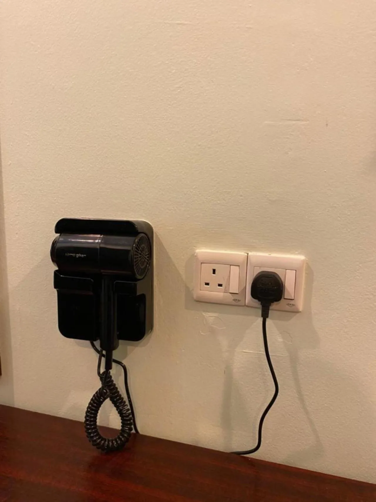 hair dryier in Highlanders Garden Guesthouse at Arundina Cameron Highlands