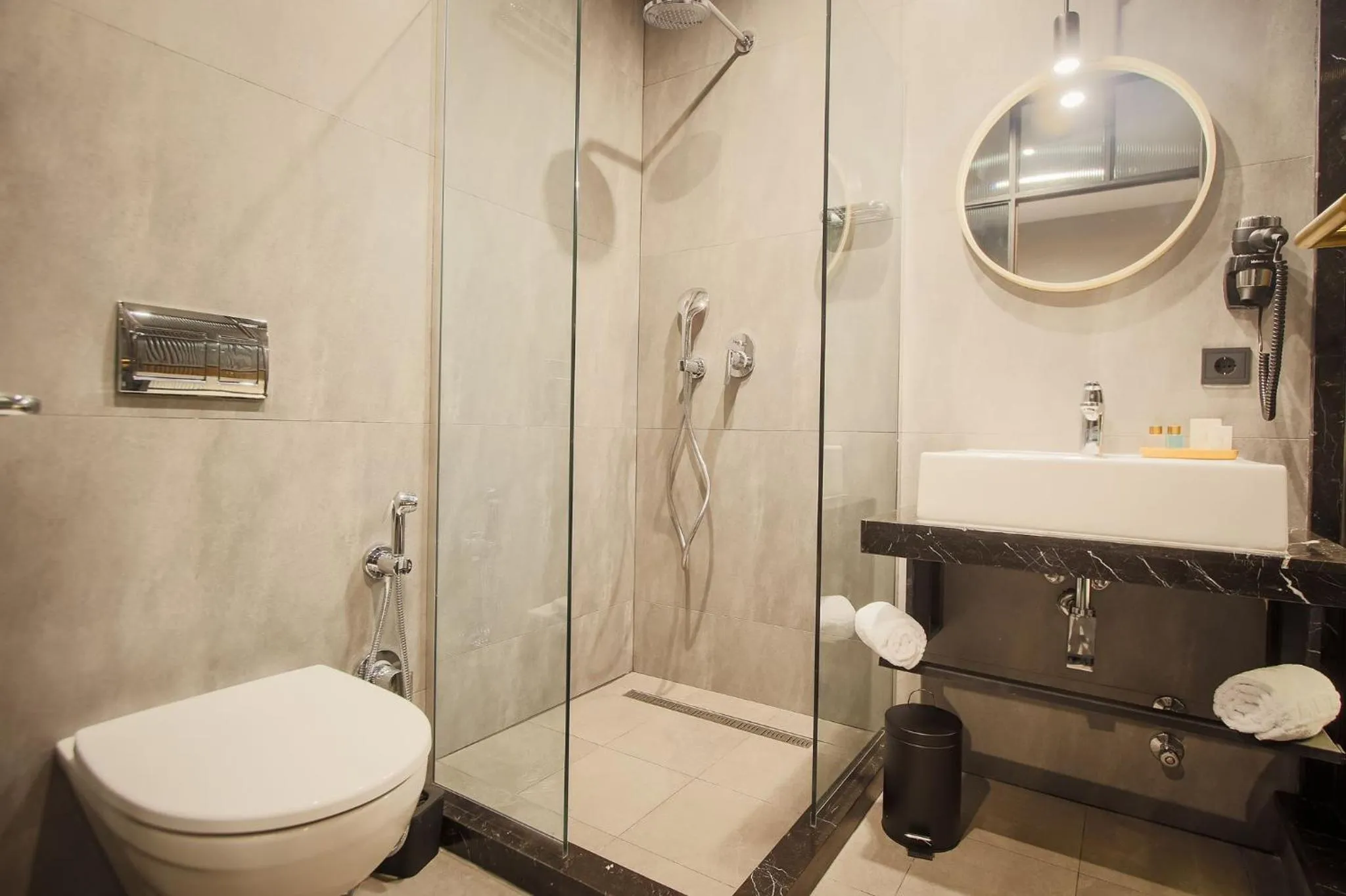 Shower in Hotel Tuta