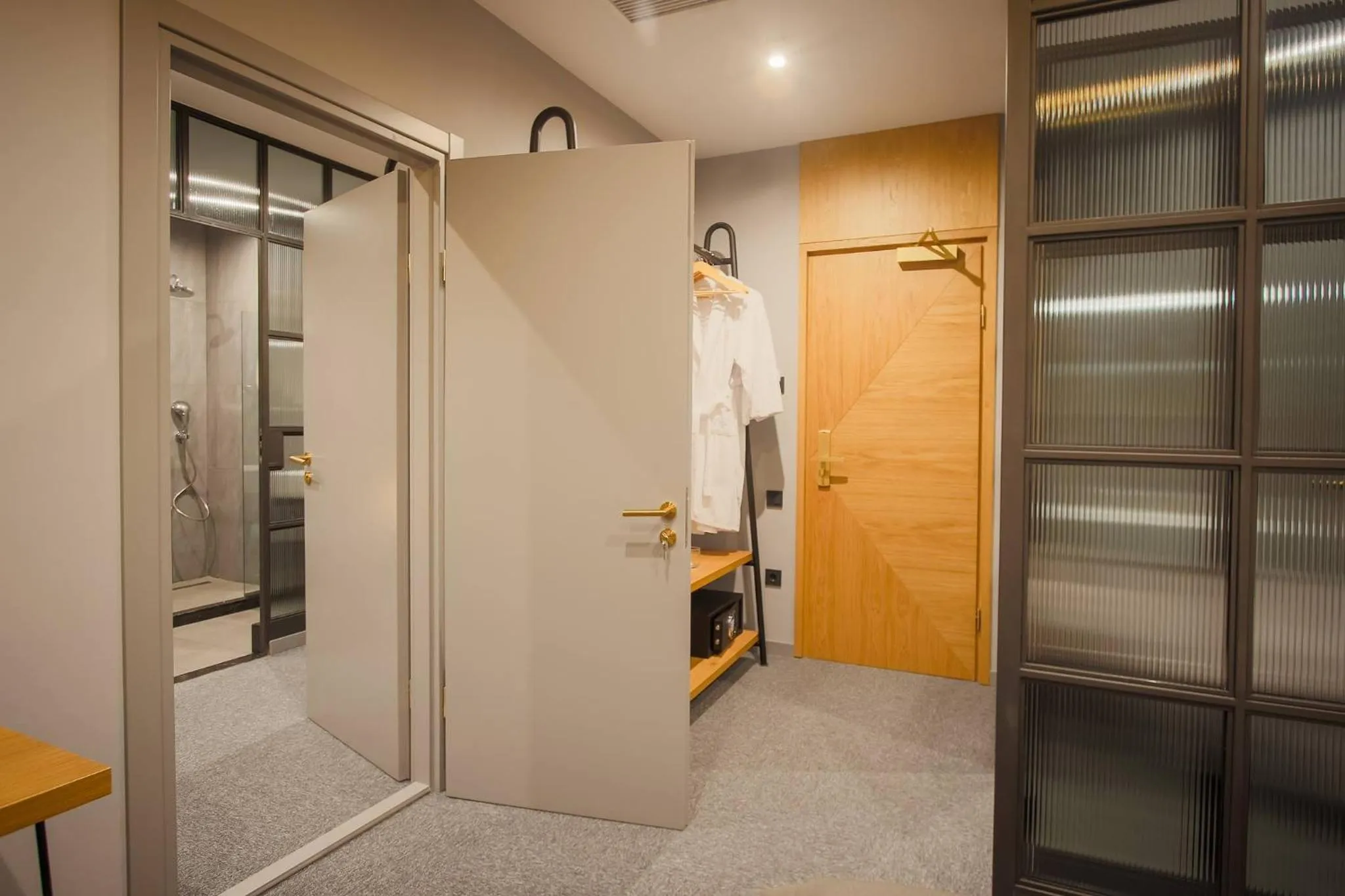 Shower in Hotel Tuta