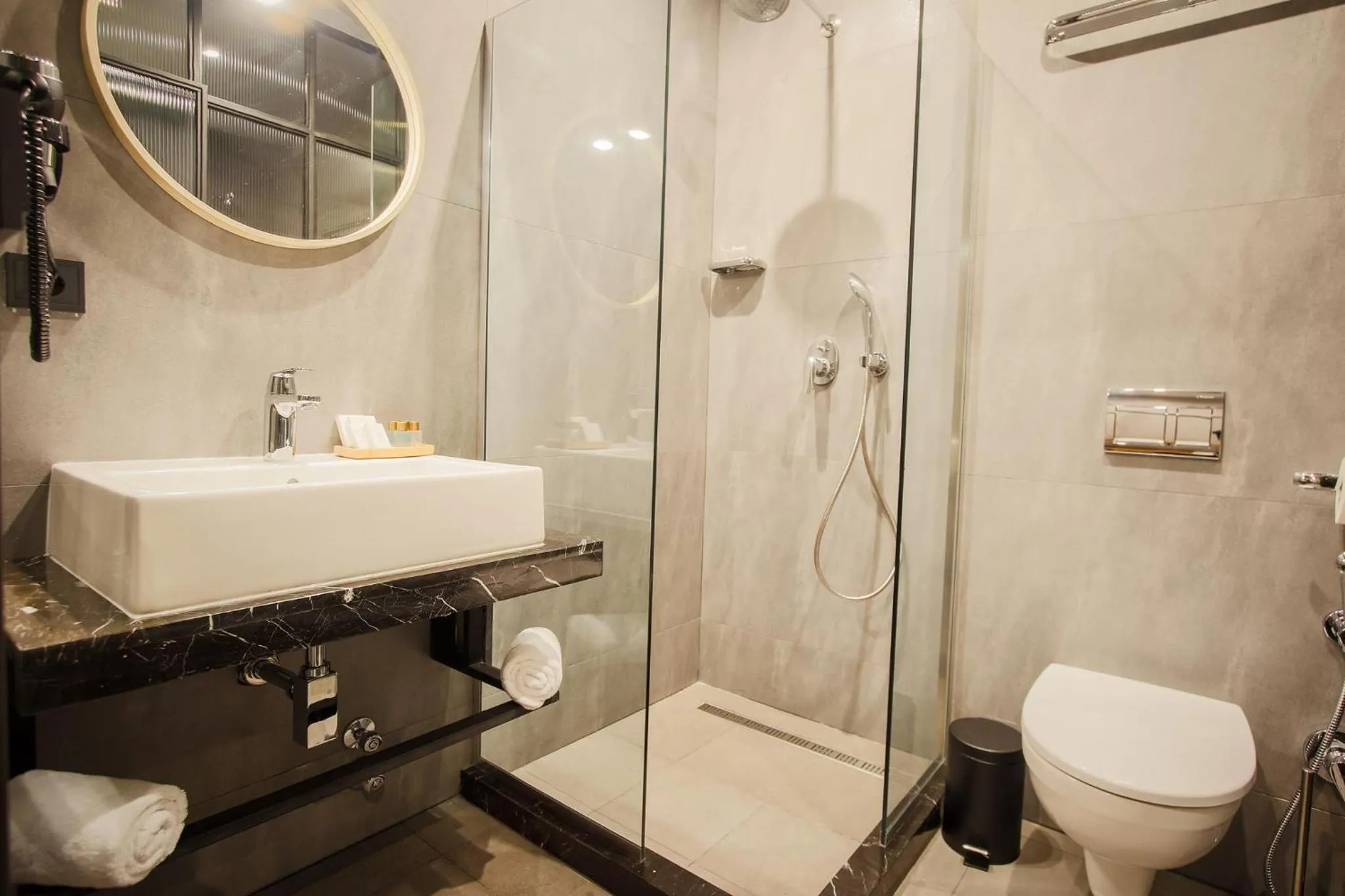 Shower in Hotel Tuta