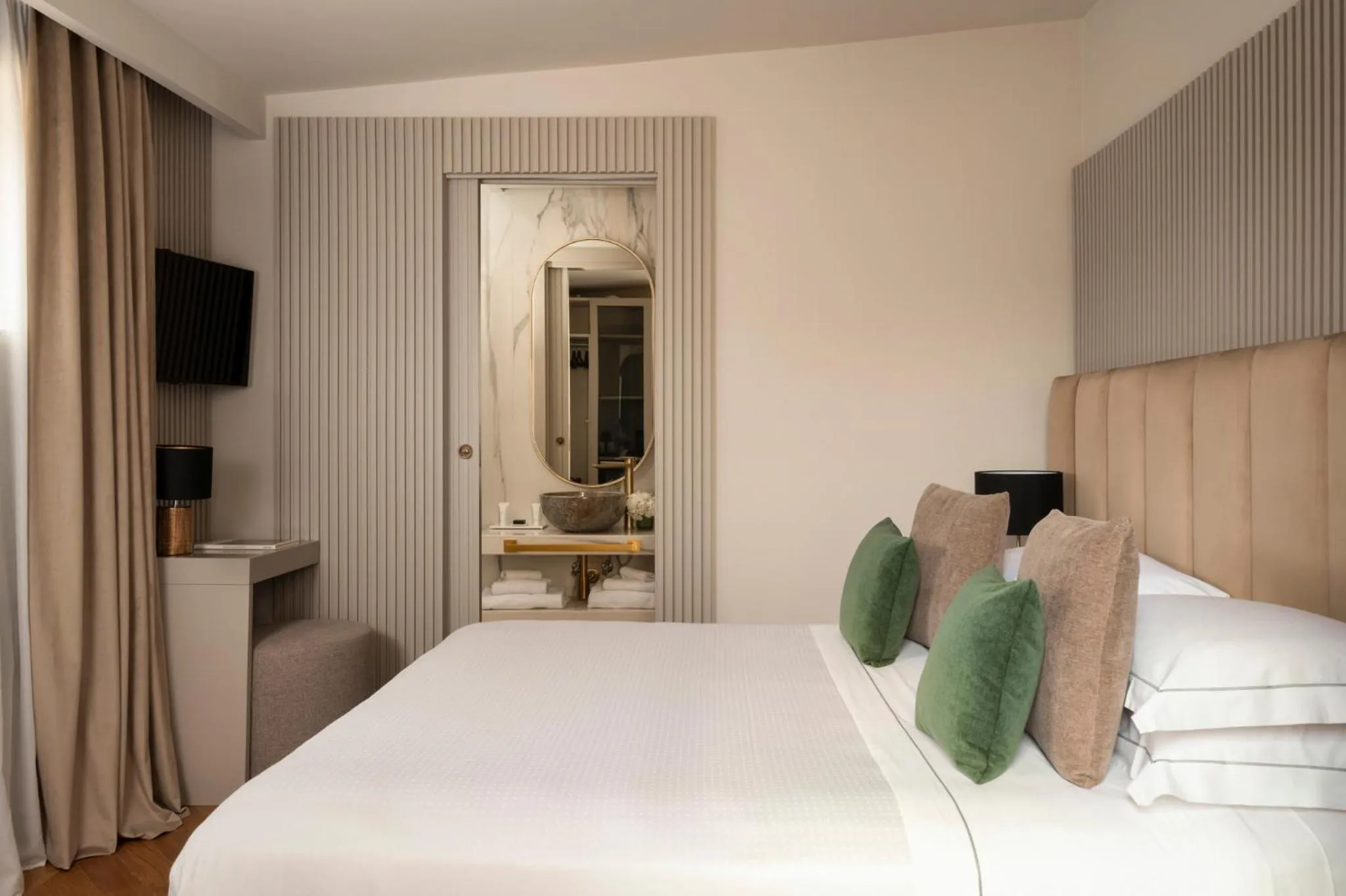 Bed in Hotel Centrale