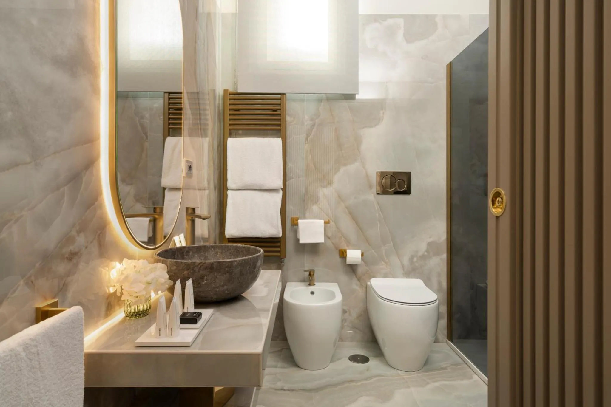 Shower in Hotel Centrale