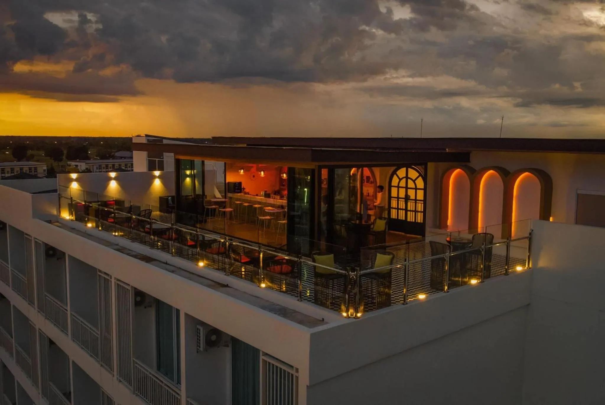 Restaurant/places to eat in Hotel Agnes