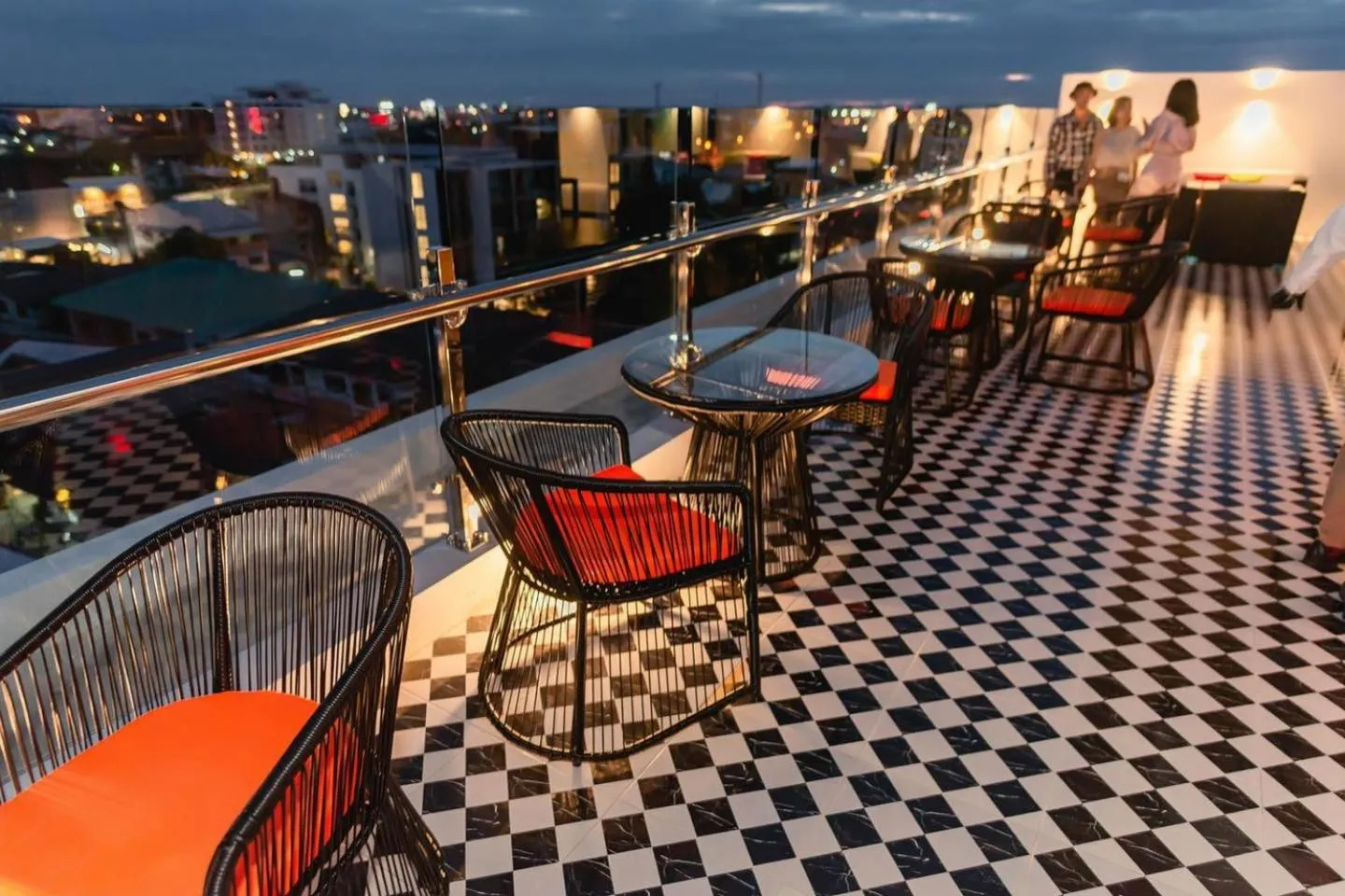 Restaurant/places to eat in Hotel Agnes