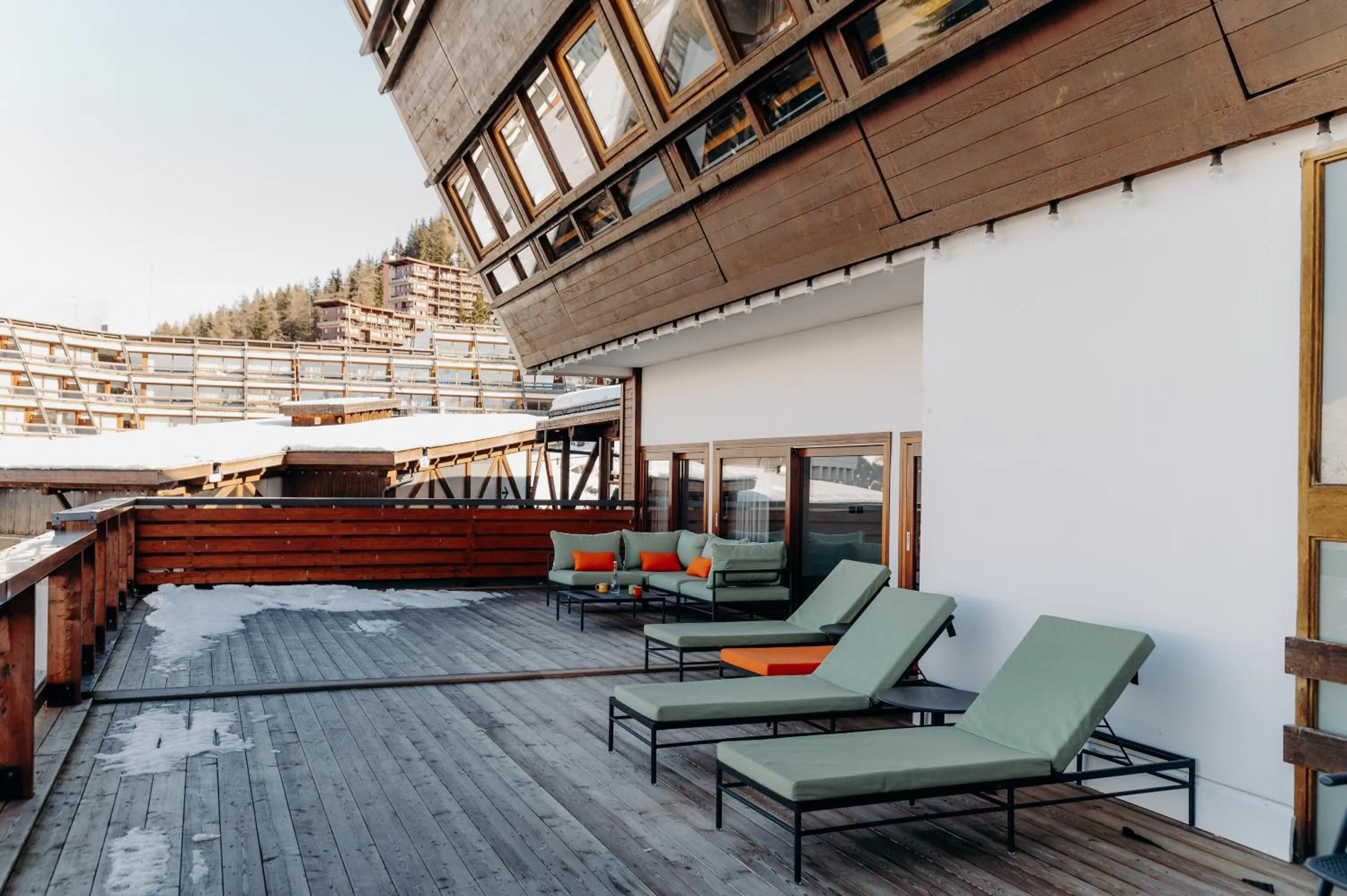 Patio in La Cachette, Friendly Hotel & Spa