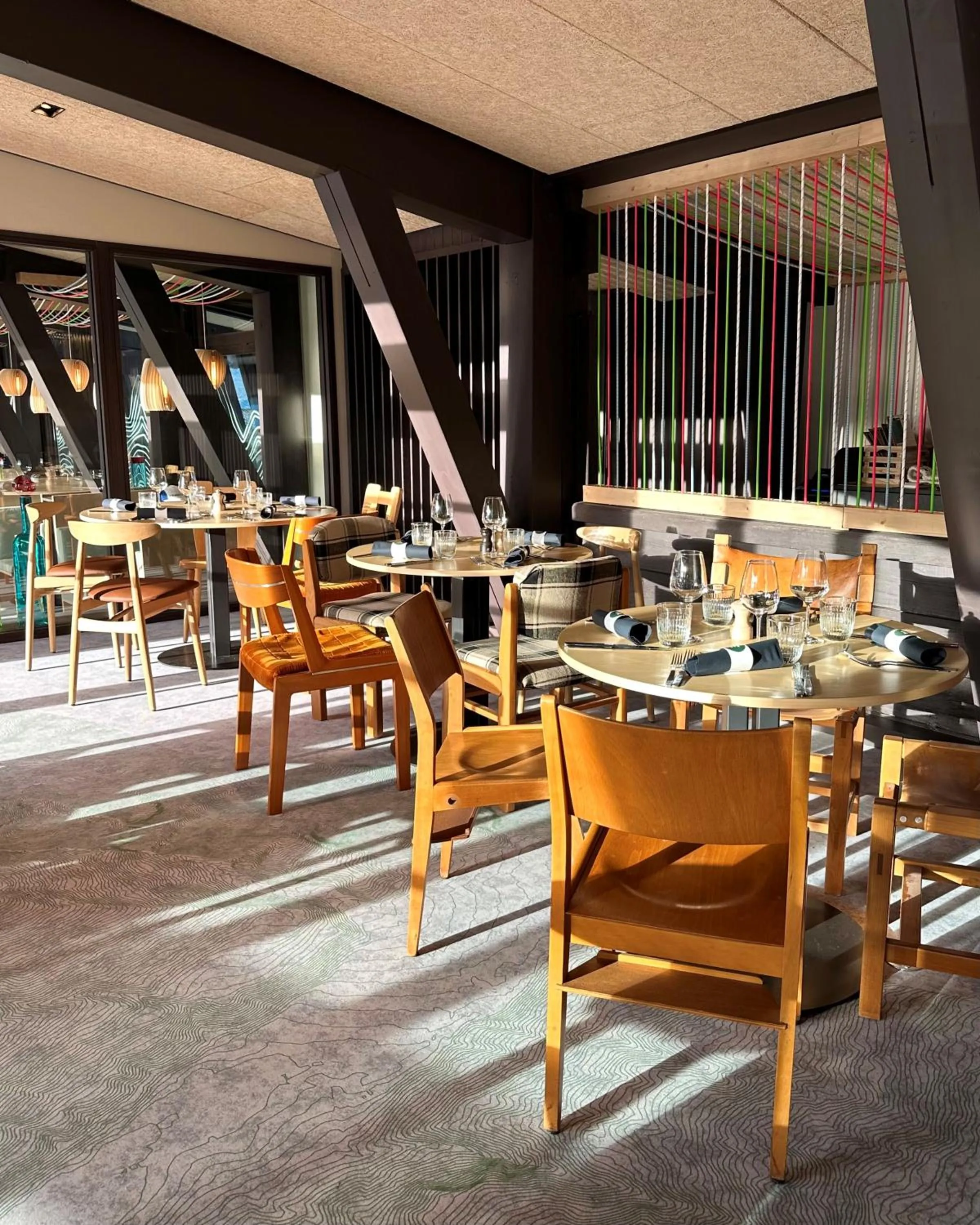 Restaurant/places to eat in La Cachette, Friendly Hotel & Spa