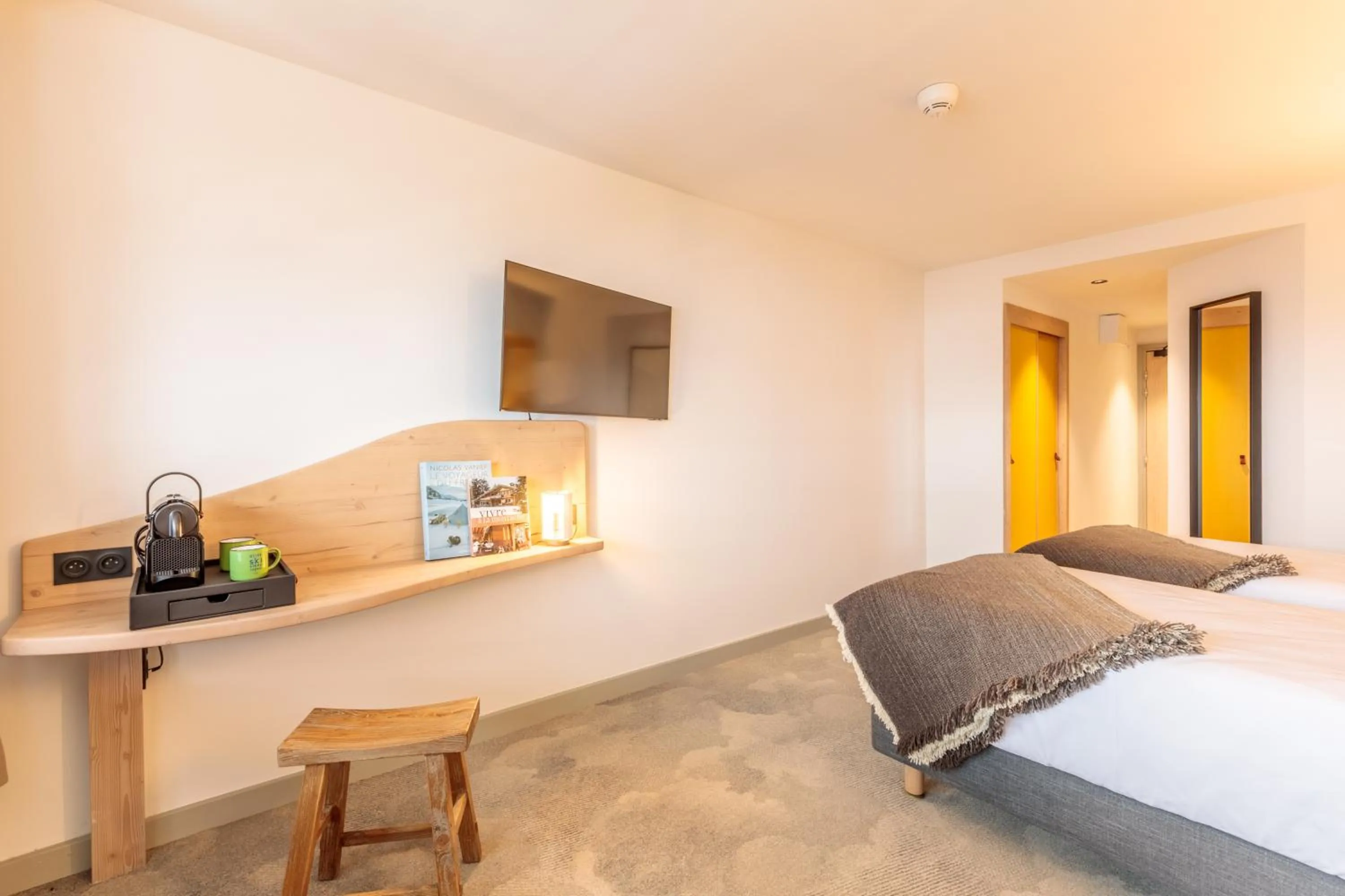 Bed in La Cachette, Friendly Hotel & Spa