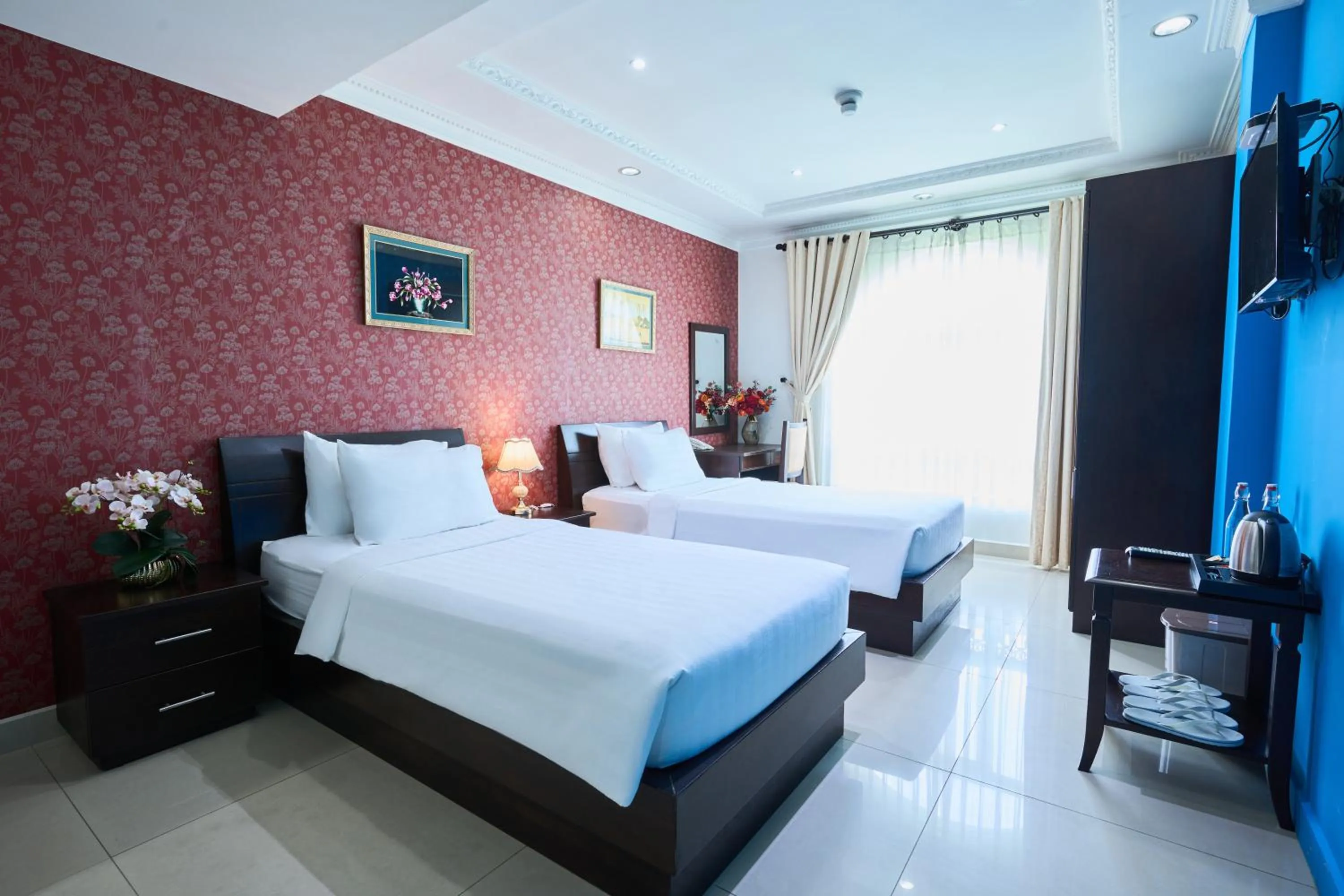 Photo of the whole room, Bed in La Bonita Hotel and Apartments