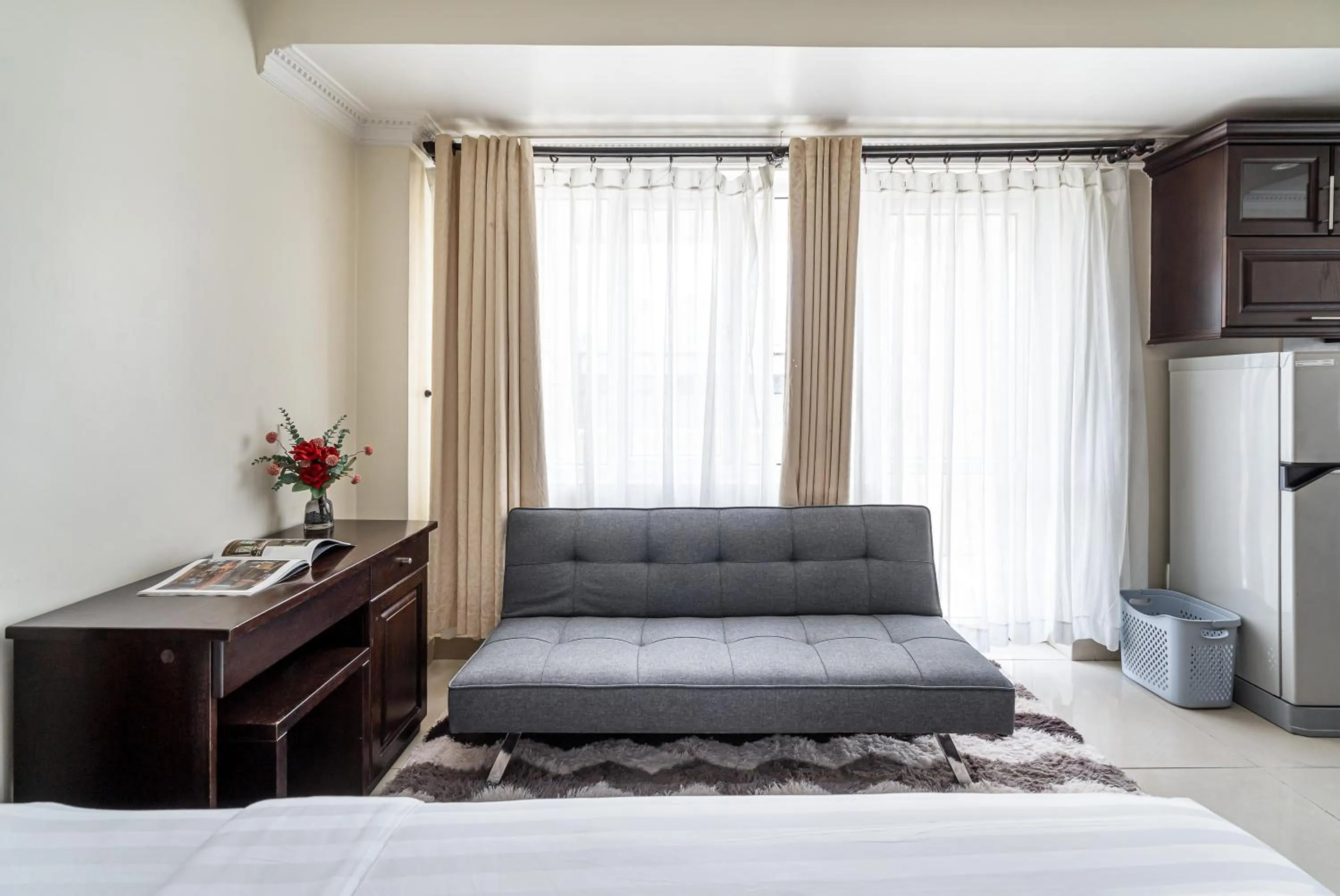 Bed in La Bonita Hotel and Apartments