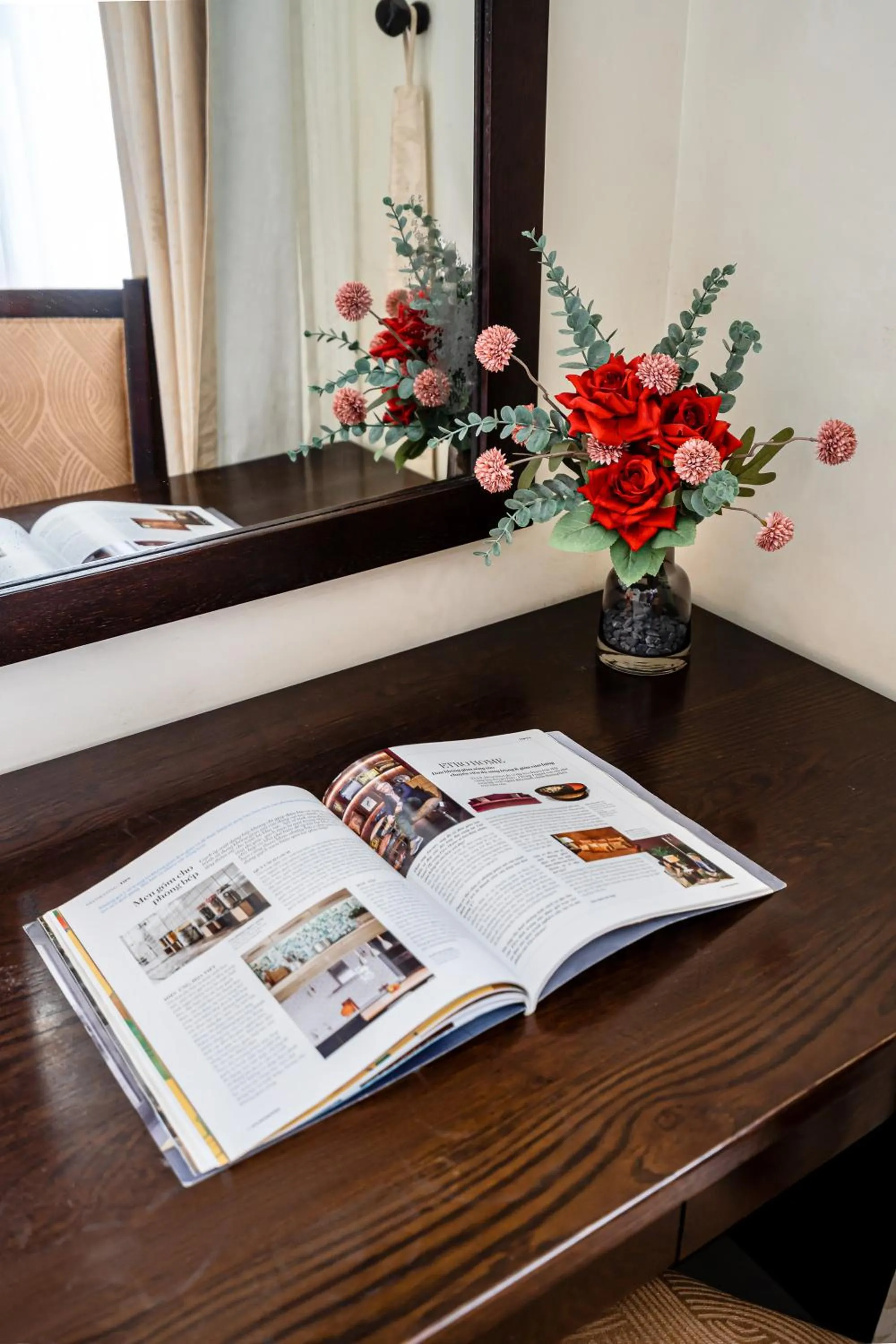 Decorative detail in La Bonita Hotel and Apartments